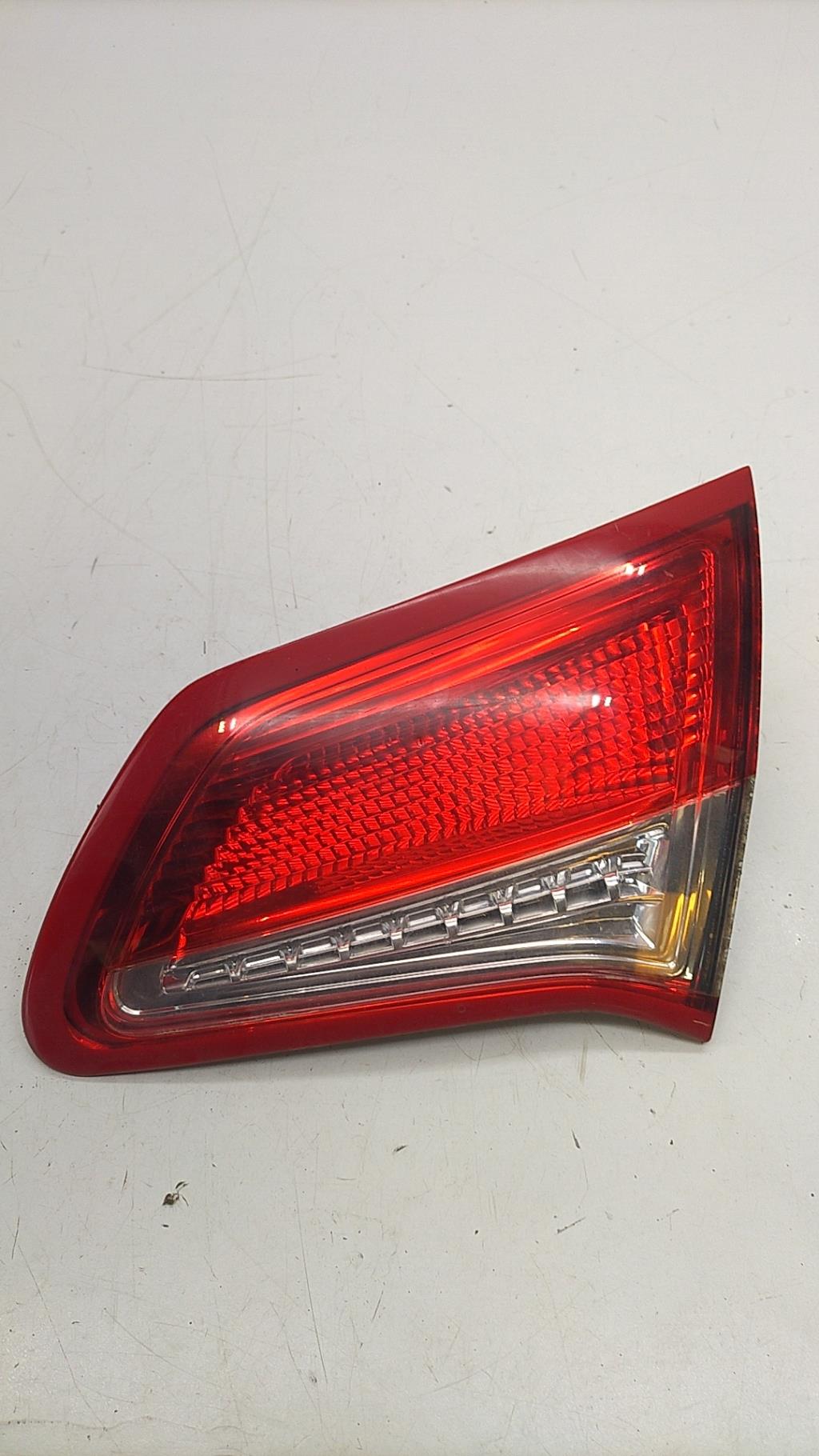 Feu arriere secondaire droit (feux) CITROEN C4 2 PHASE 1 Diesel - 1