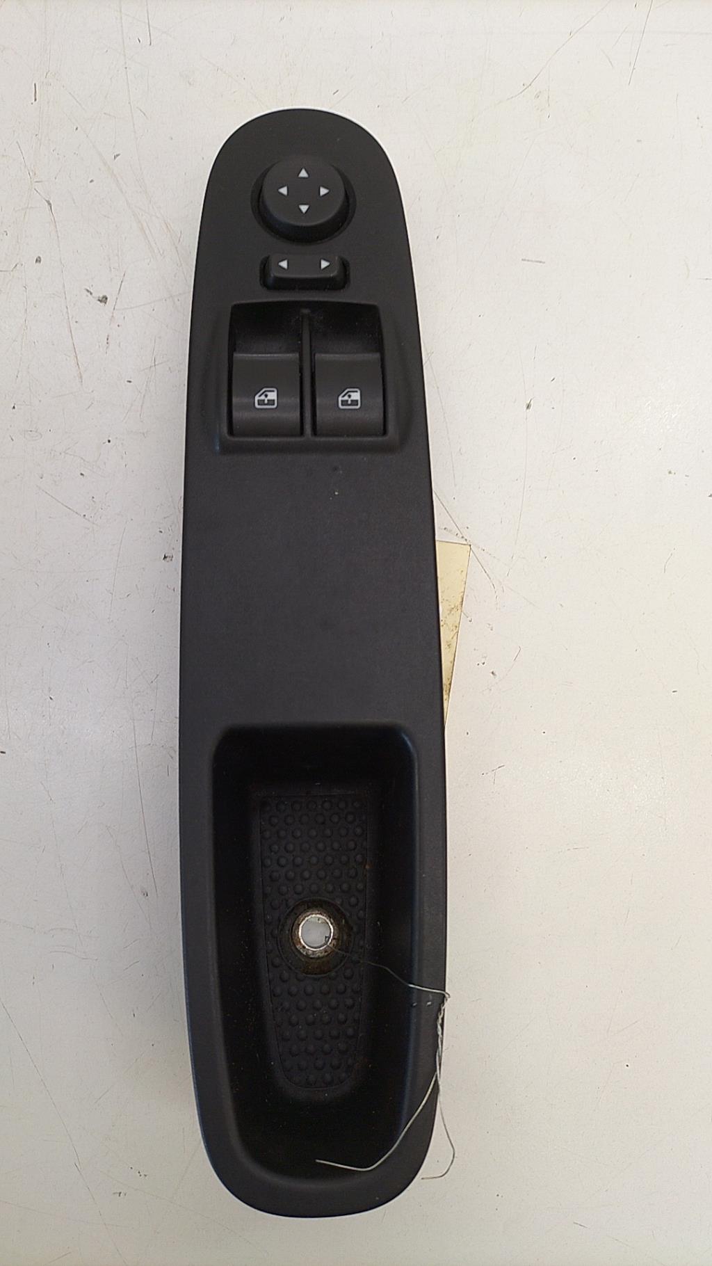 Interruttore lavacristalli anteriore sinistro FIAT PUNTO EVO 3 Diésel - 1