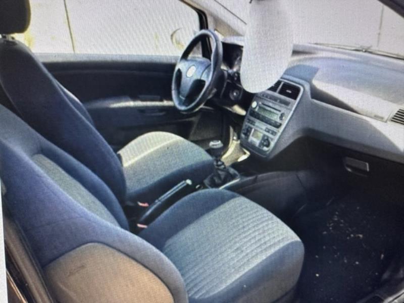 Guarnizione bagagliaio FIAT GRANDE PUNTO Diésel - 1