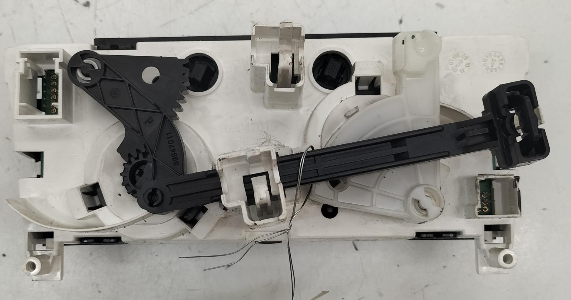 Commande chauffage CITROEN C3 PICASSO PHASE 1 Diesel - 1