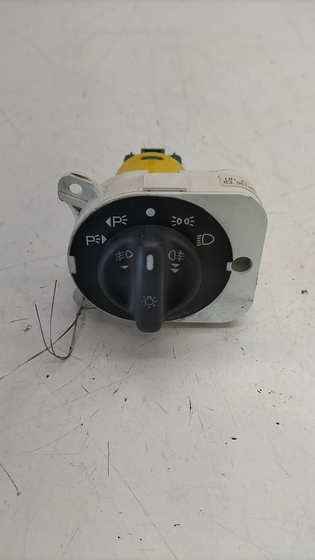 Commande de phare FORD COUGAR COUPE Essence - 1