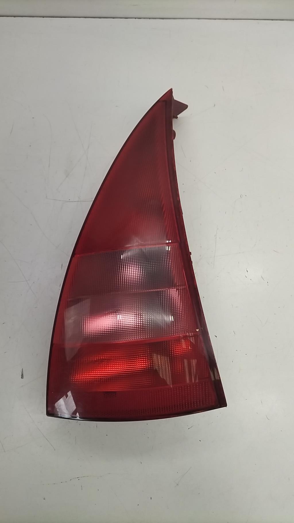 Fanale posteriore principale destro (luci) CITROEN C3 1 PHASE 1 Diésel - 1