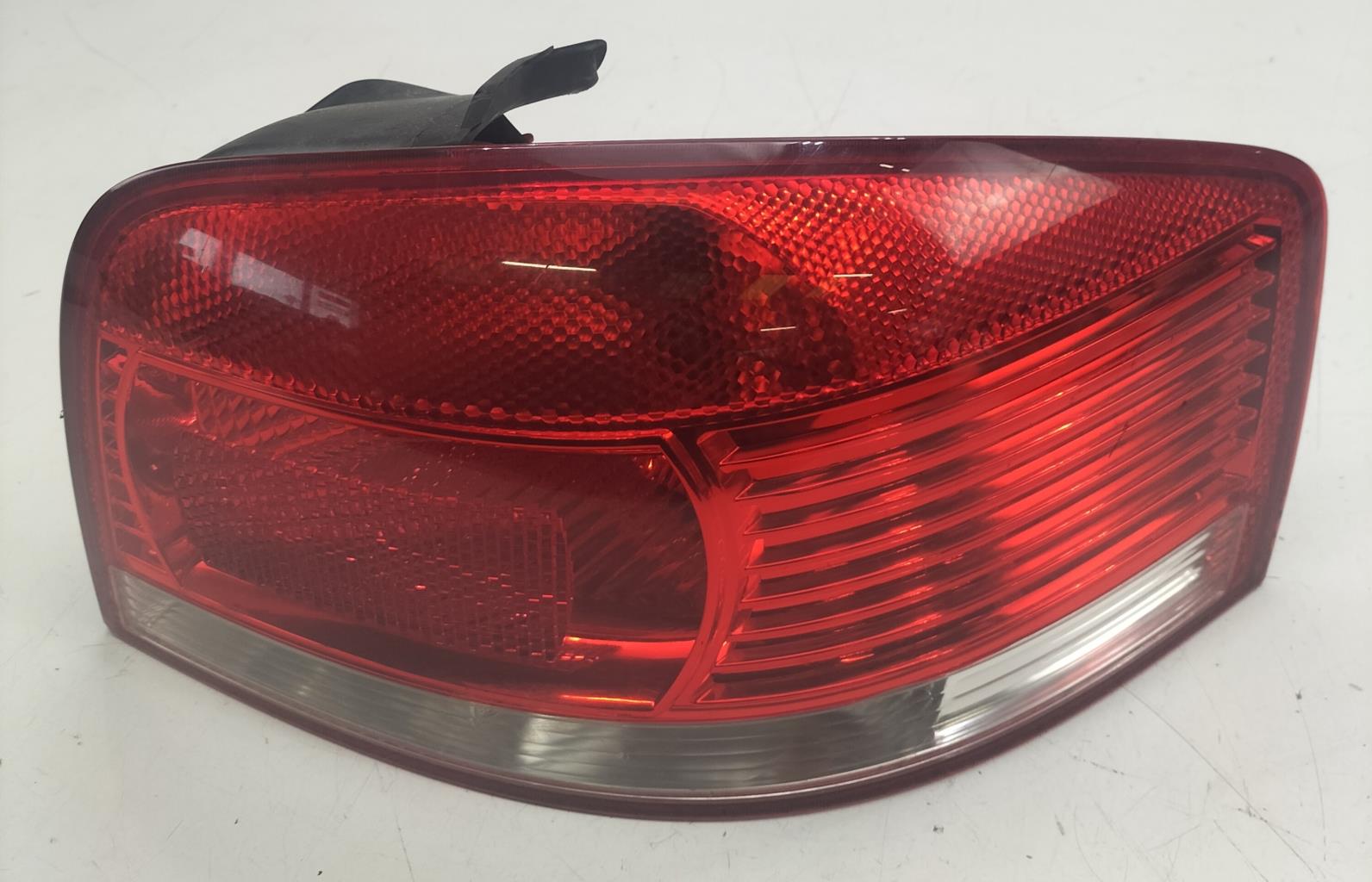 Fanale posteriore principale destro (luci) AUDI A3 2 PHASE 1 Gasolina - 1
