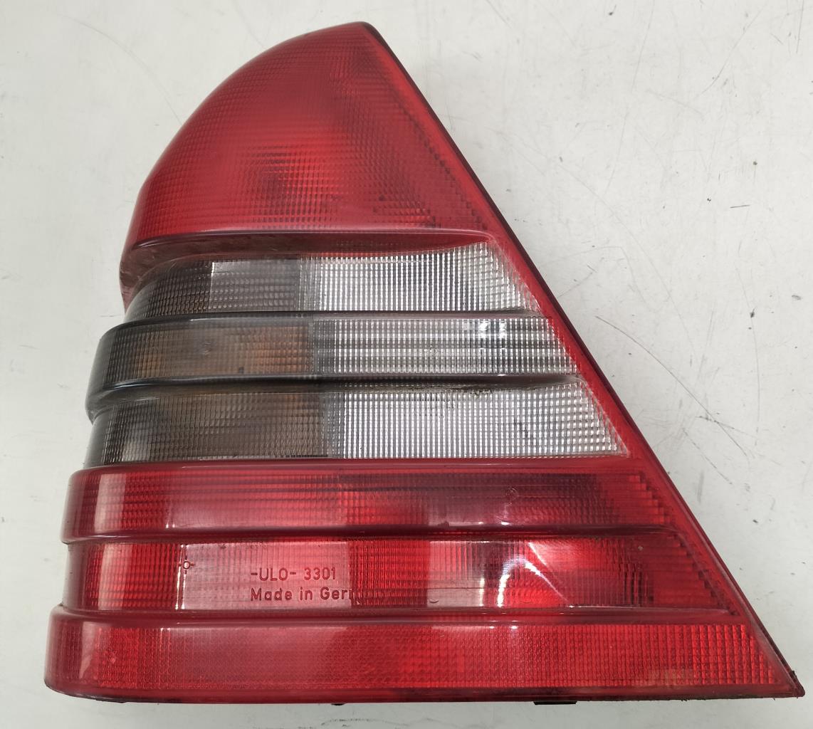 Fanale posteriore principale sinistro (luci) MERCEDES CLASSE C 202 PHASE 1 Diésel - 1