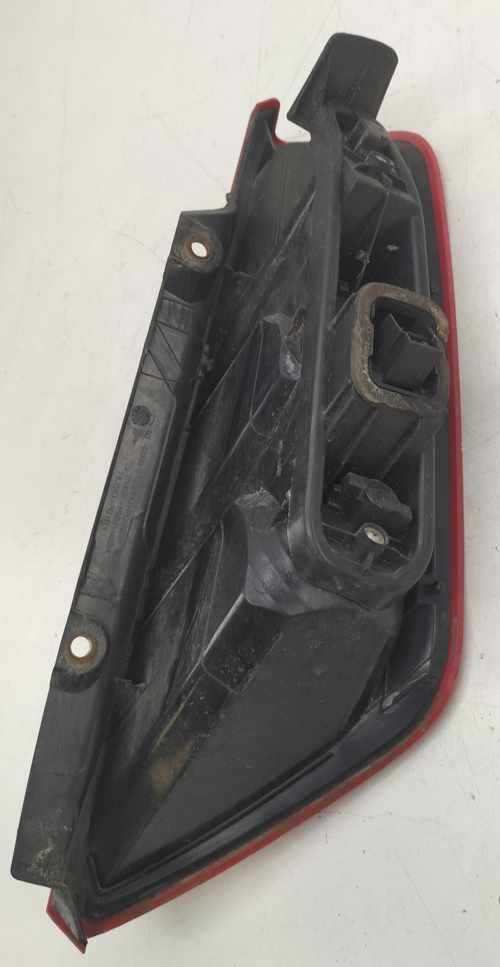 Fanale posteriore principale sinistro (luci) FIAT GRANDE PUNTO Diésel - 1