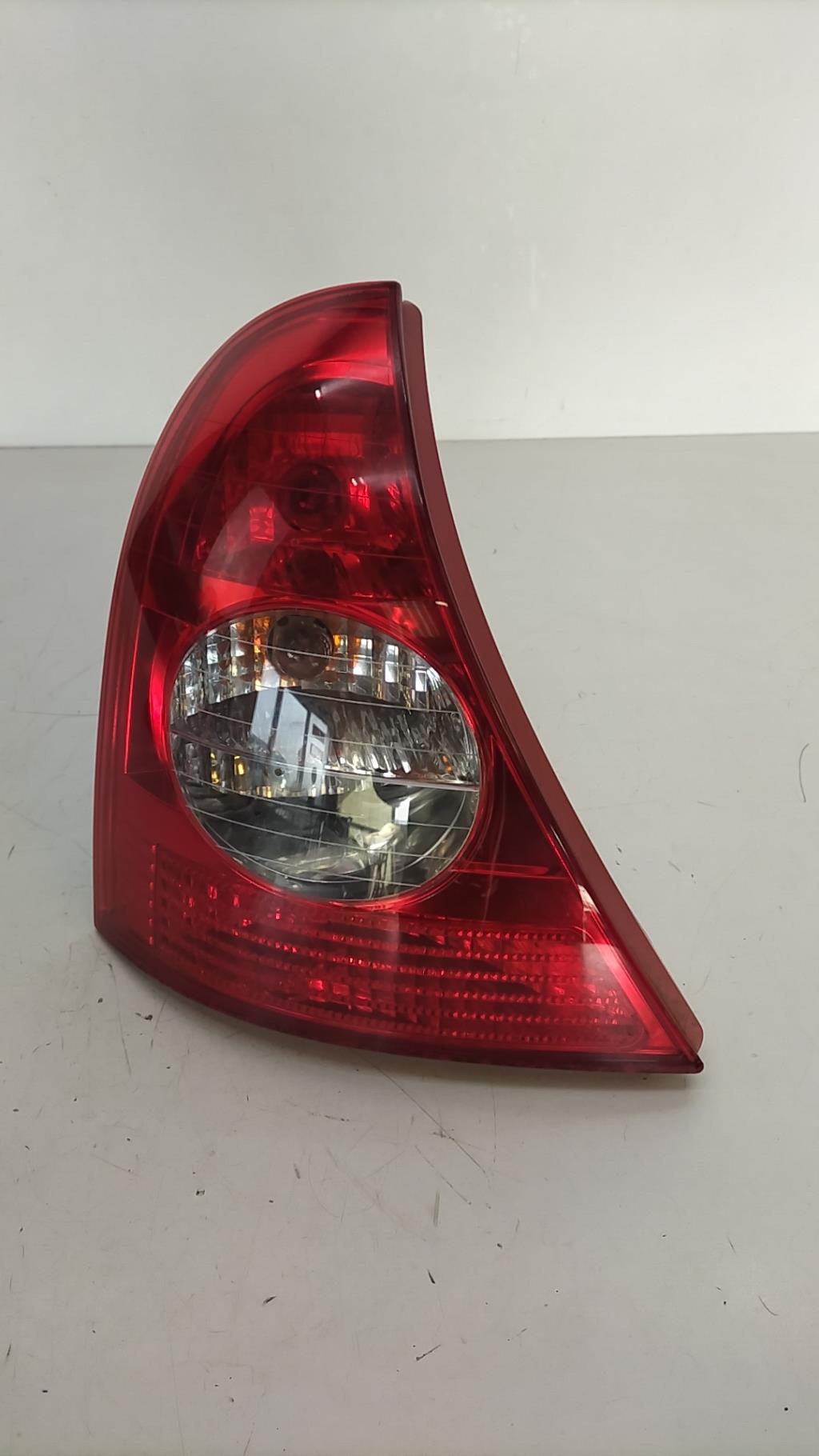 Fanale posteriore principale sinistro (luci) RENAULT CLIO 2 CAMPUS PHASE 2 Gasolina - 1