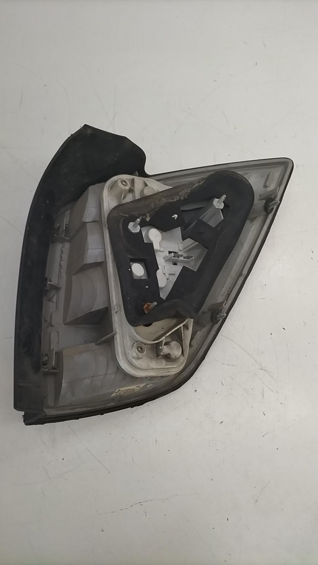 Fanale posteriore principale sinistro (luci) OPEL ASTRA H PHASE 1 BREAK Diésel - 1