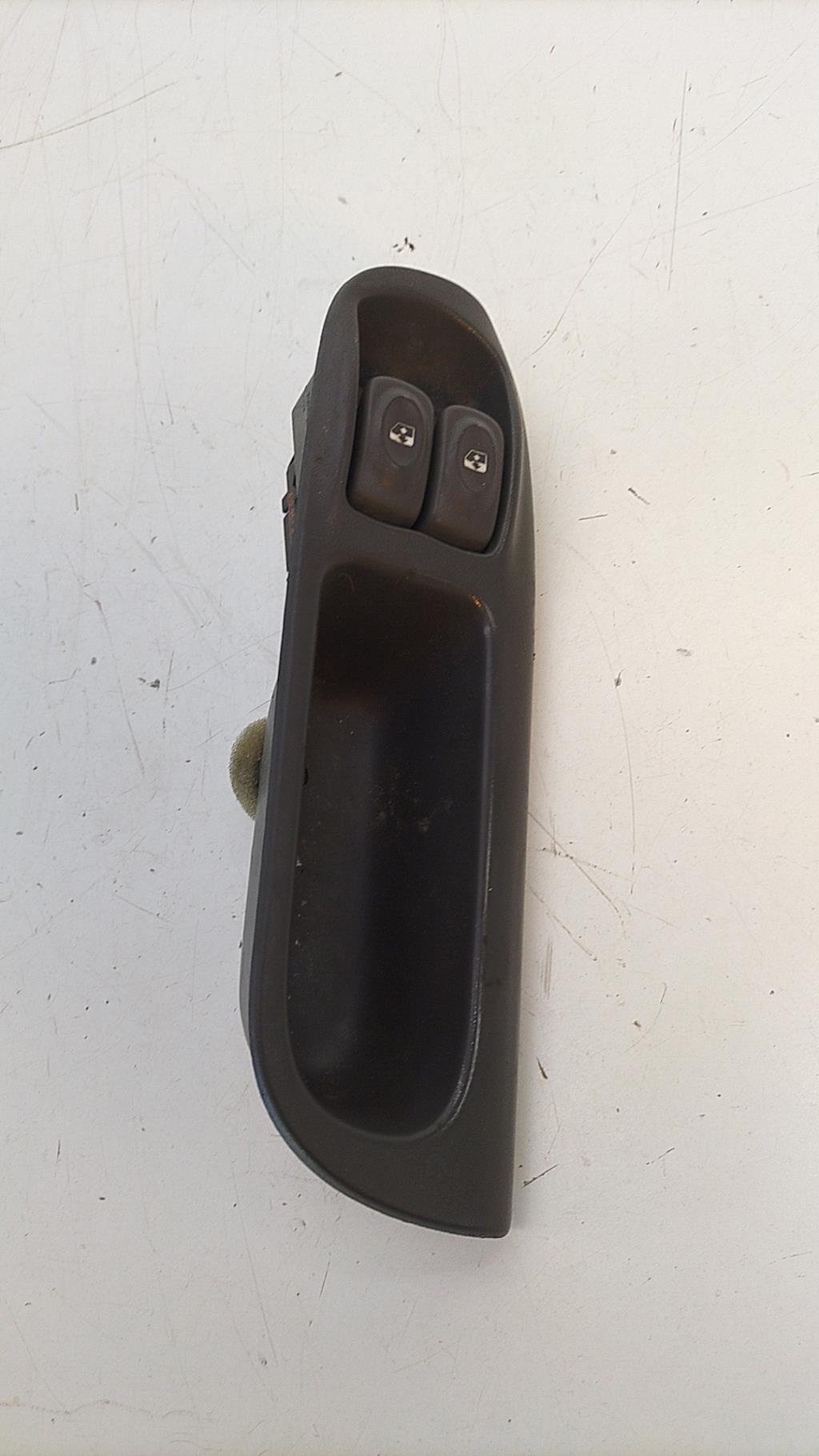 Interruttore lavacristalli anteriore sinistro RENAULT SCENIC 1 PHASE 2 Gasolina - 1
