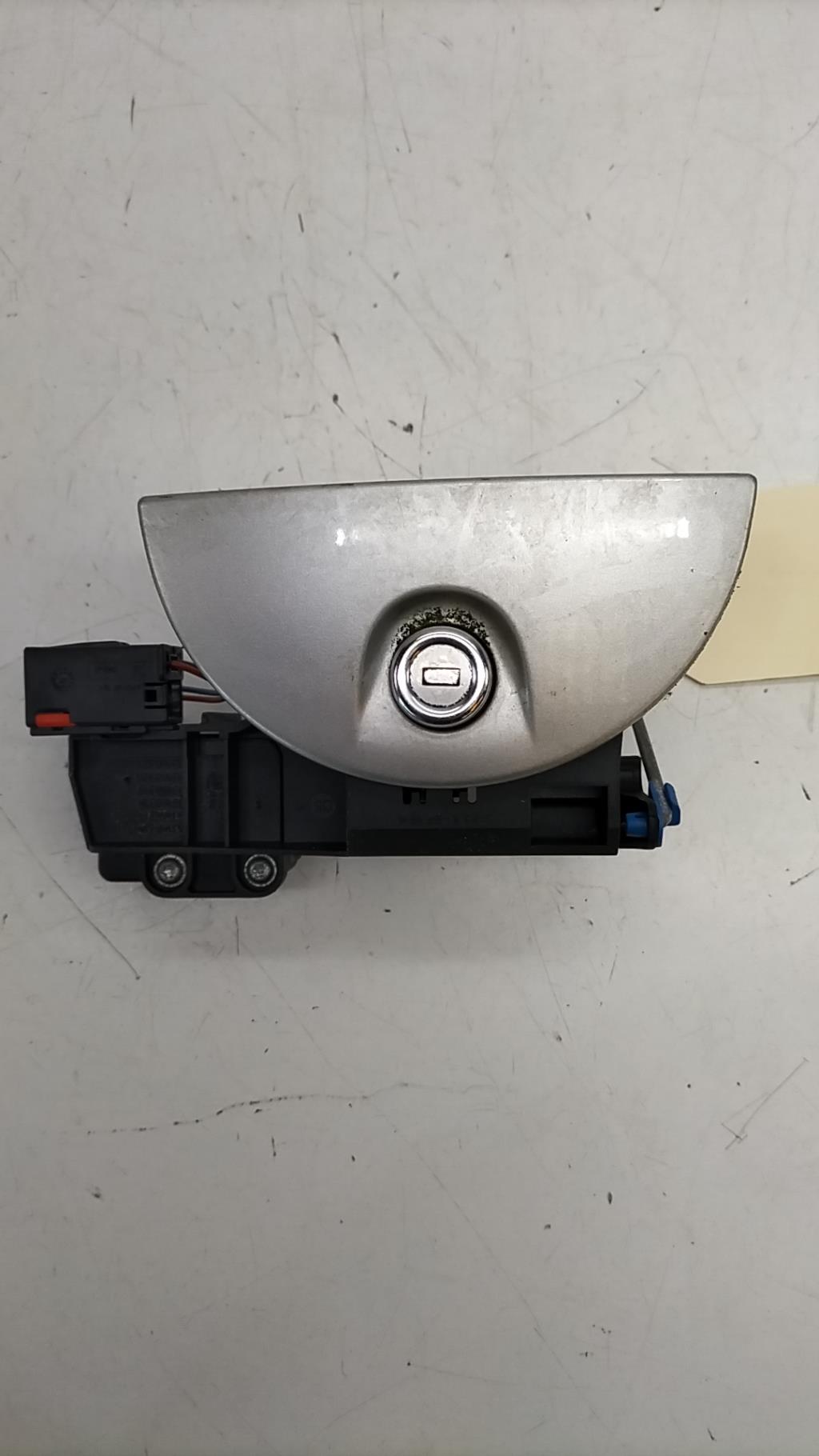 Maniglia portellone bagagliaio OPEL CORSA C PHASE 2 Gasolina - 1