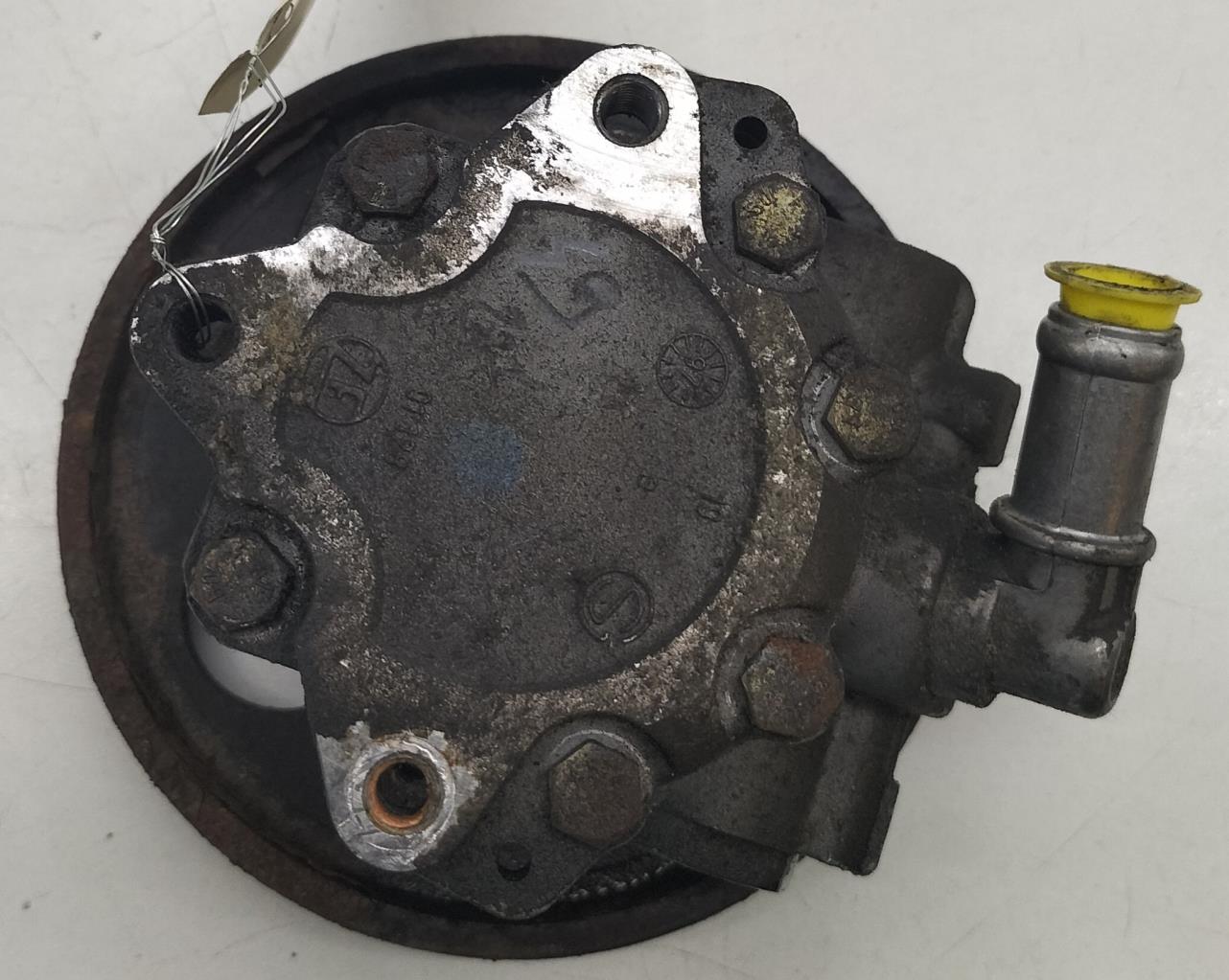 Pompe de direction PEUGEOT 406 PHASE 1 Essence - 1