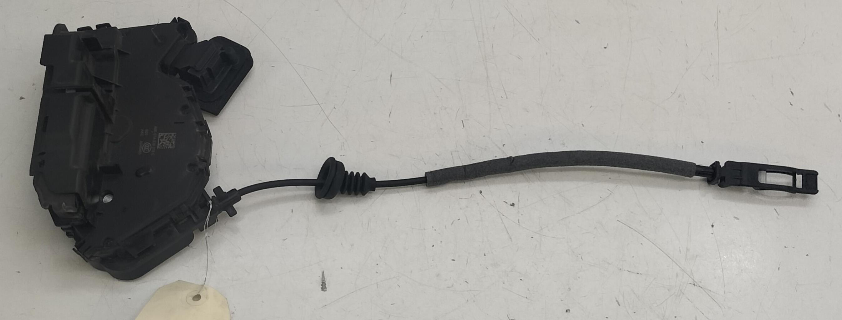 Serratura posteriore destra VOLKSWAGEN GOLF 7 PHASE 2 Gasolina - 1