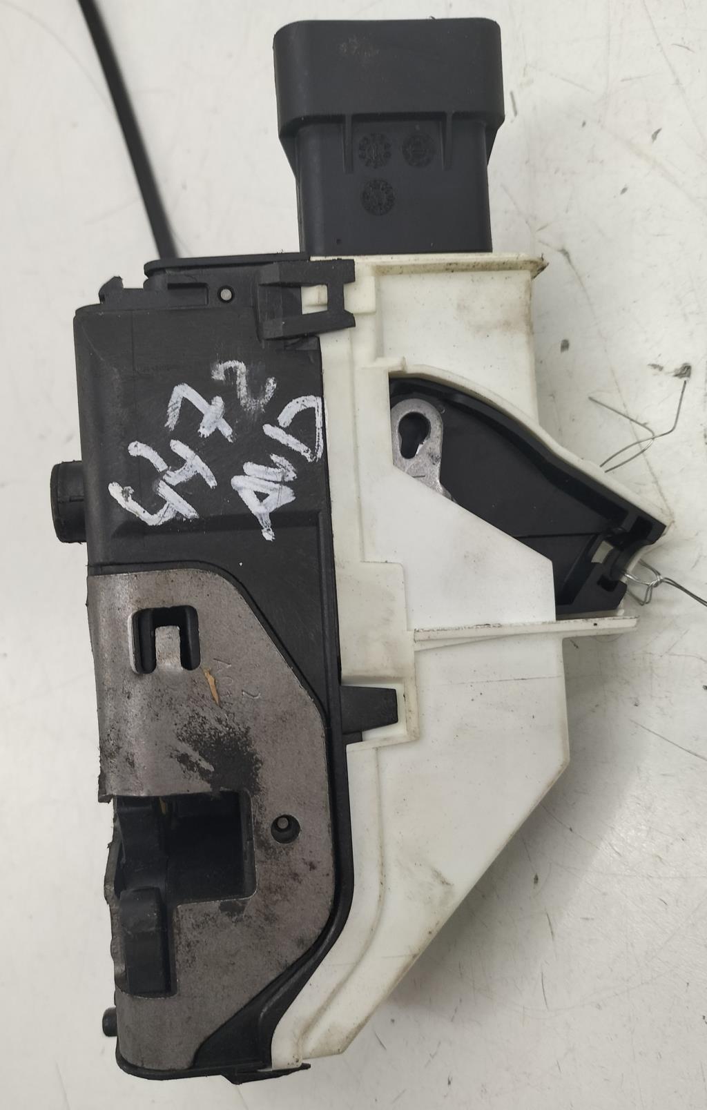 Serrure avant droit CITROEN DS3 PHASE 1 Diesel - 1