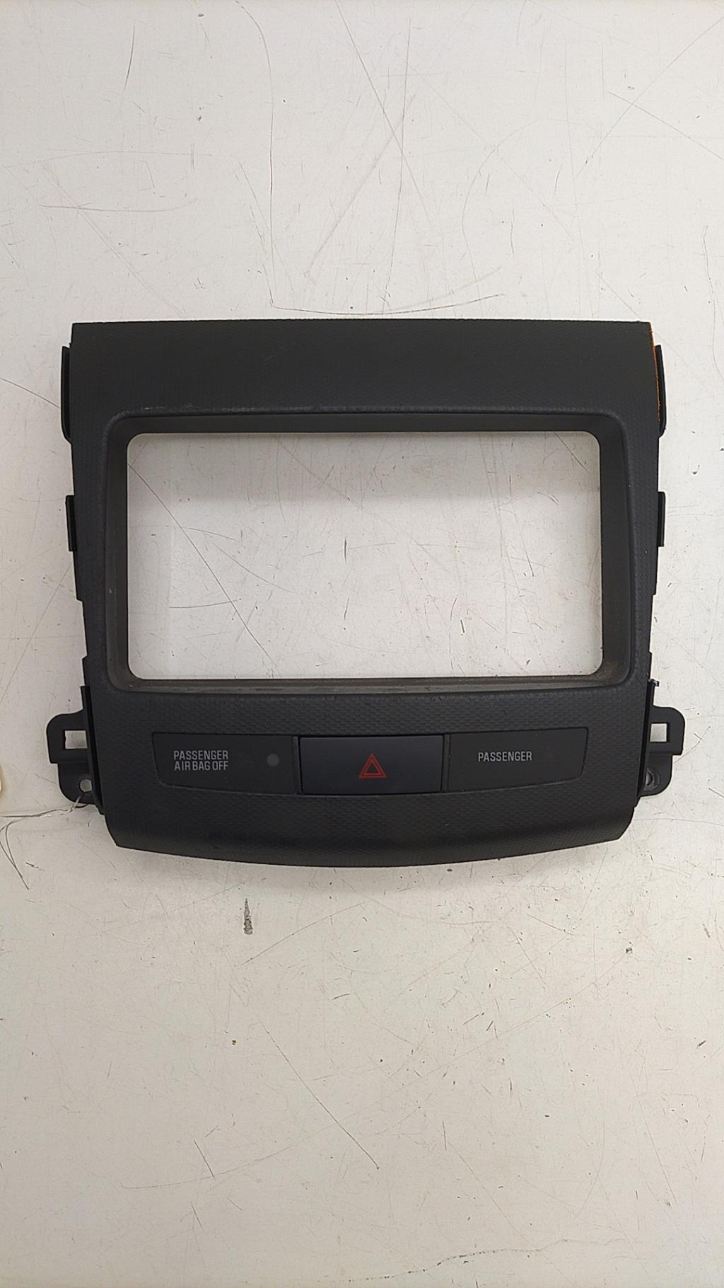 Bouton de warning CITROEN C-CROSSER Diesel - 1