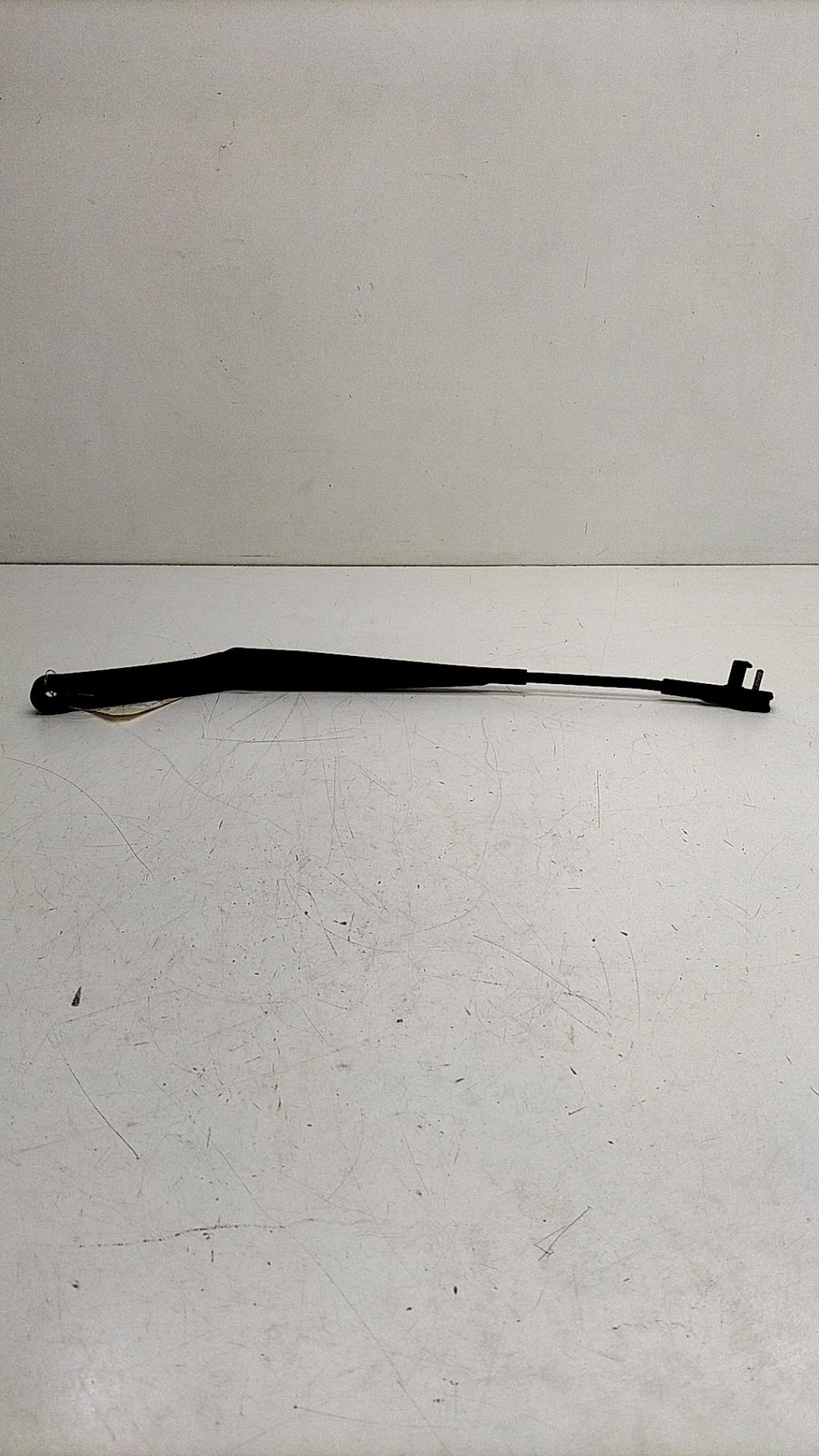 Braccio tergicristallo anteriore sinistro VOLKSWAGEN GOLF 5 Diésel - 1