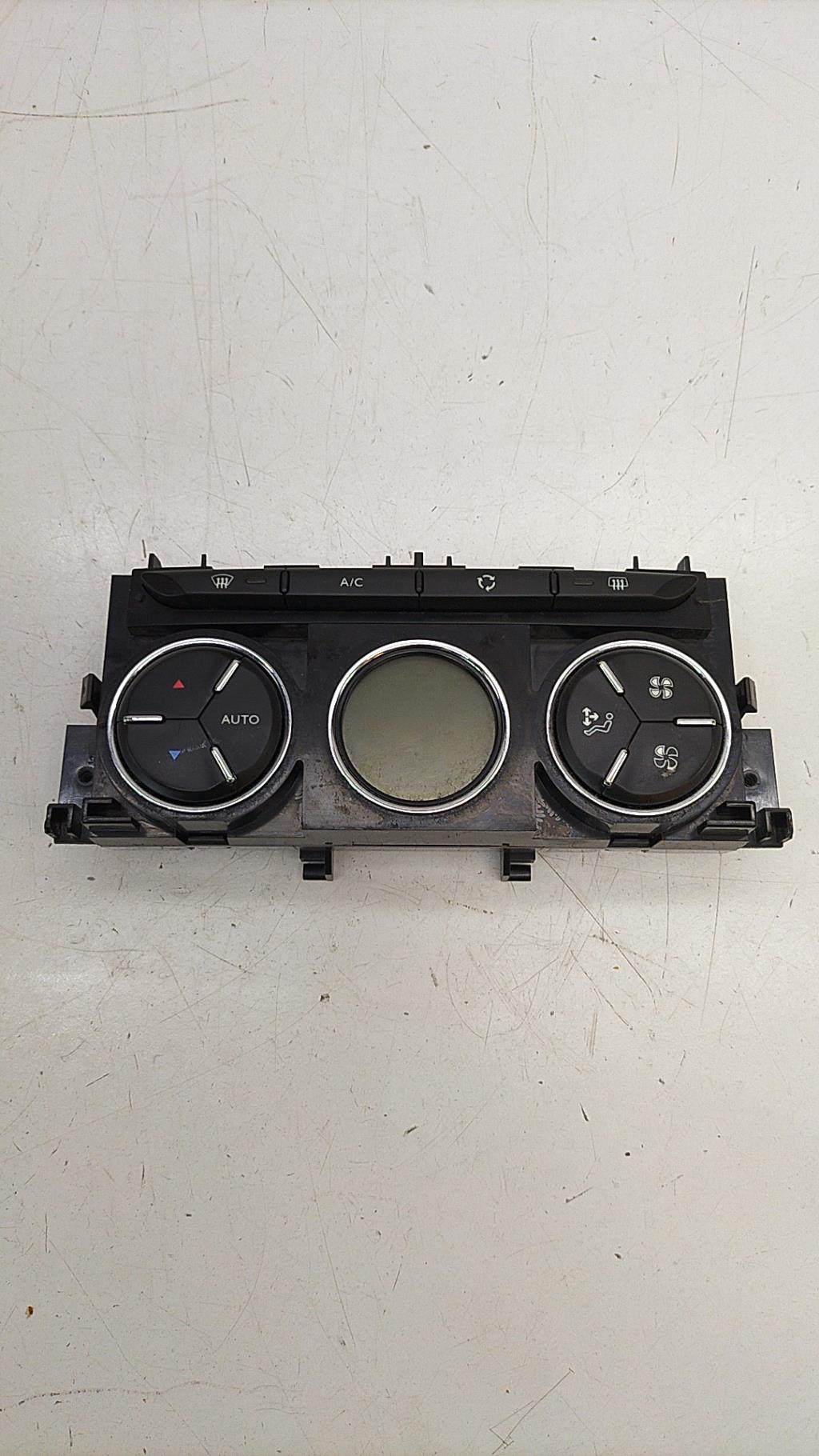 Commande chauffage CITROEN C3 2 PHASE 1 Diesel - 1