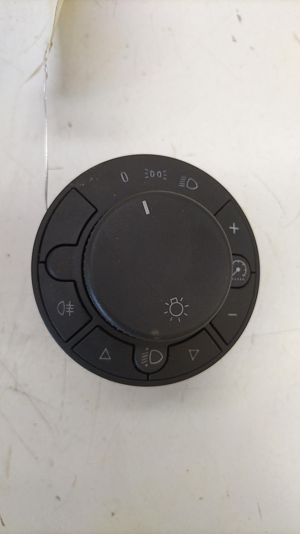 Commande de phare OPEL CORSA D PHASE 1 Diesel - 1