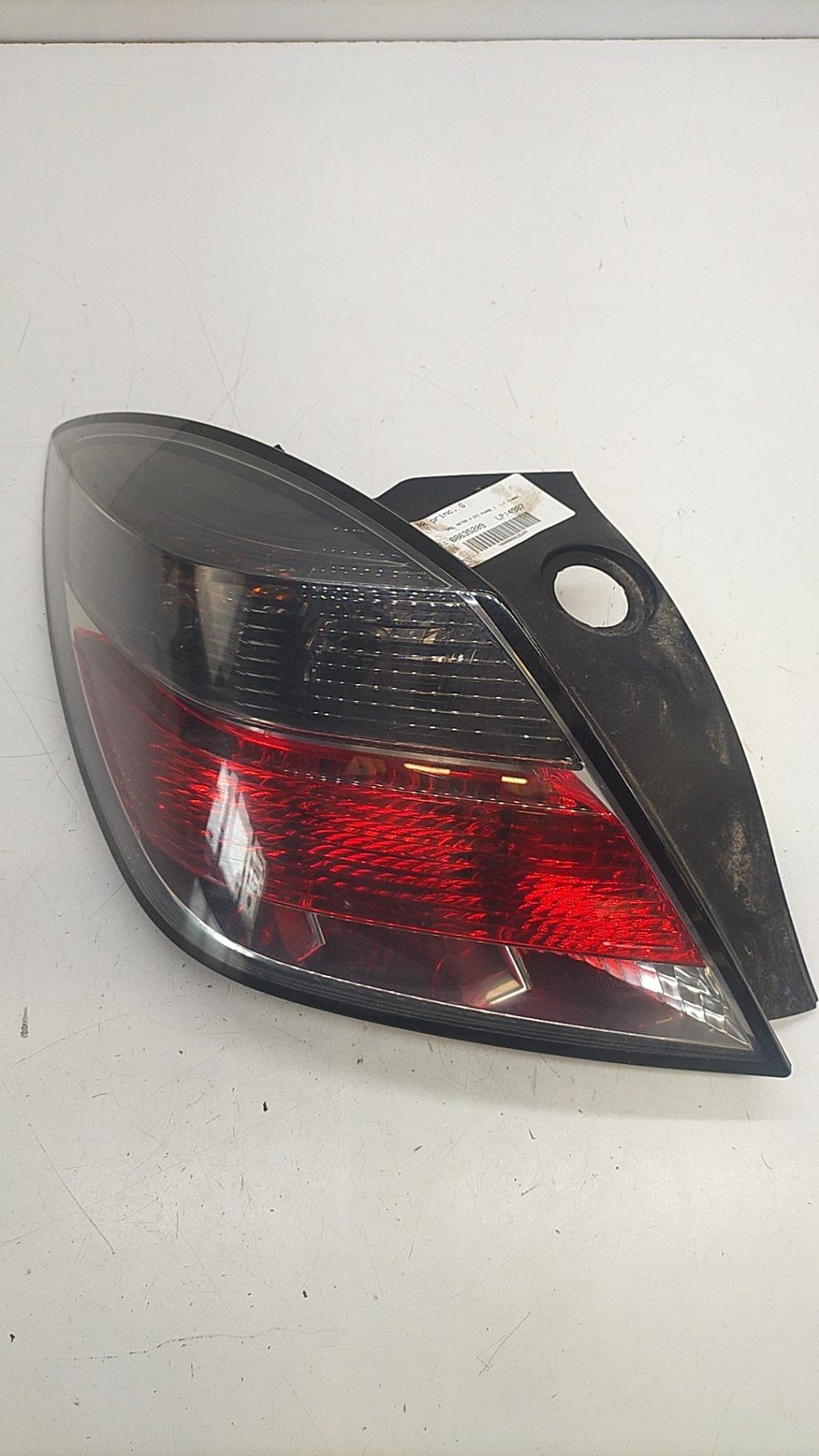 Fanale posteriore principale sinistro (luci) OPEL ASTRA H GTC PHASE 1 Diésel - 1