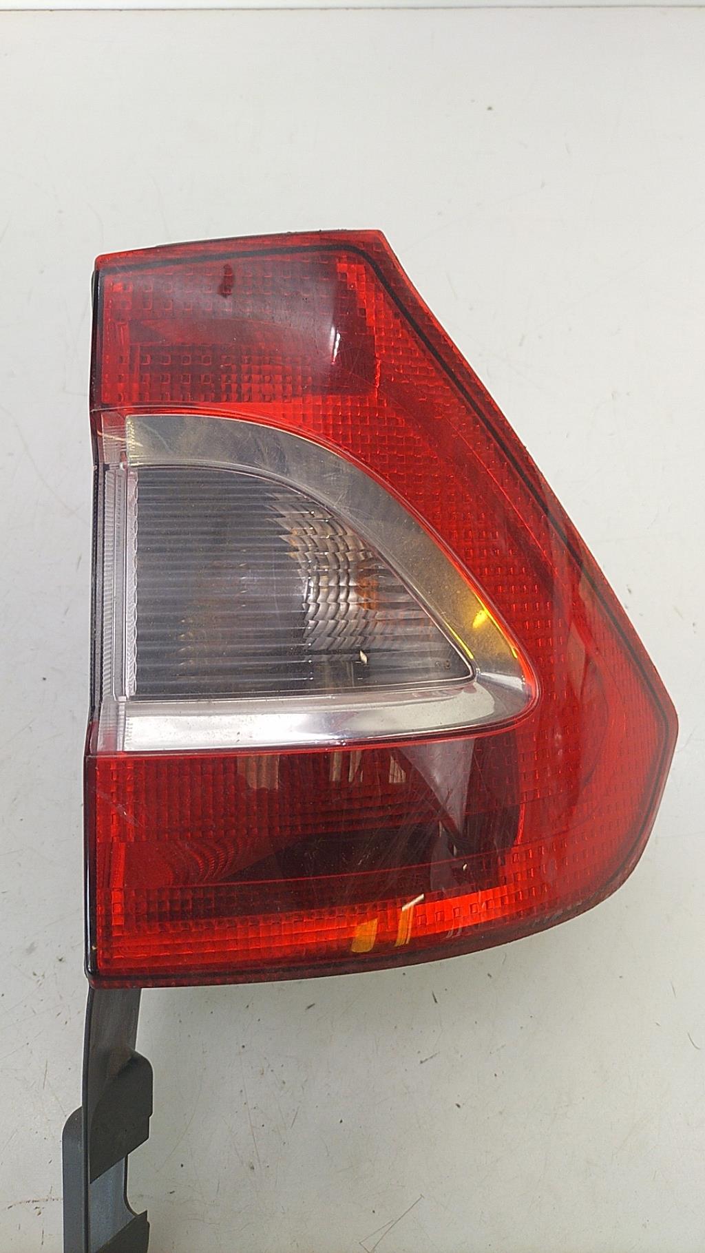 Feu arriere secondaire droit (feux) FORD GALAXY 2 PHASE 1 Diesel - 1