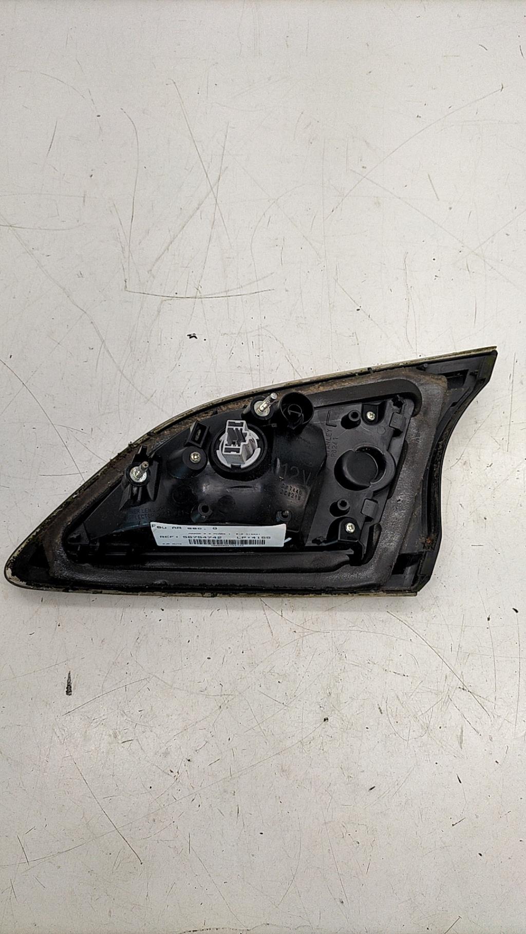 Feu arriere secondaire gauche (feux) MAZDA 3 2 PHASE 1 Diesel - 1