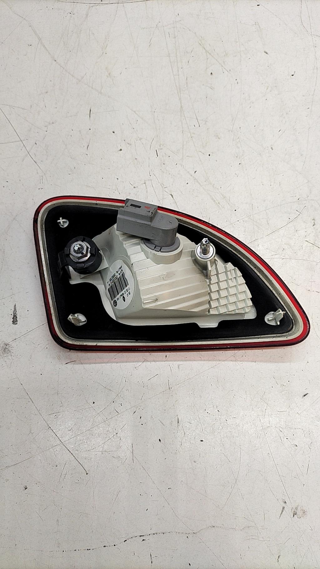 Feu arriere secondaire gauche (feux) RENAULT TWINGO 2 PHASE 2 Diesel - 1