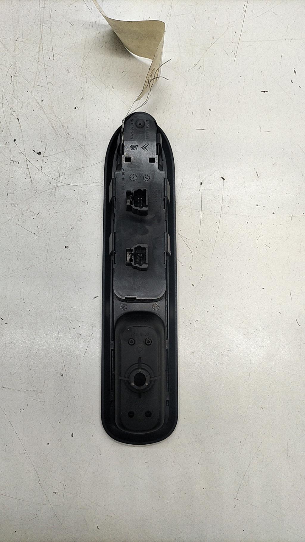 Interruttore lavacristalli anteriore sinistro PEUGEOT 407 PHASE 1 Diésel - 1