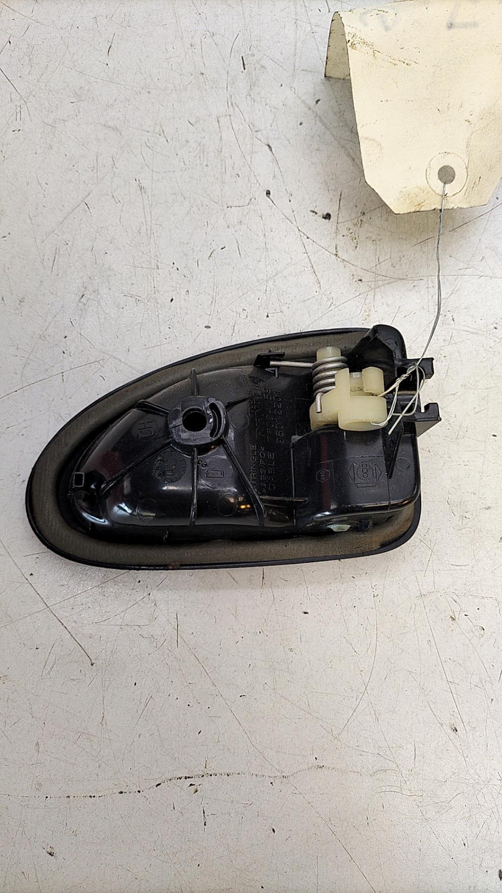 Maniglia interna anteriore sinistra RENAULT CLIO 2 PHASE 2 Gasolina - 1