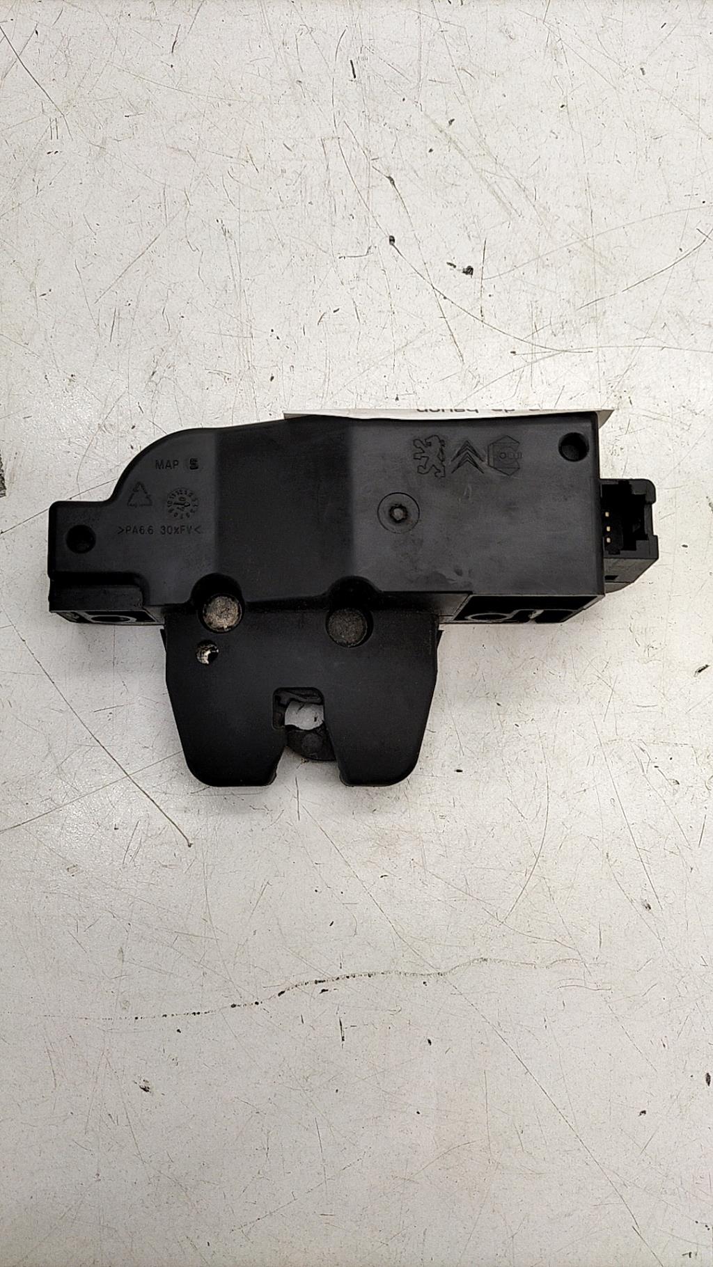 Serrure de hayon CITROEN C4 1 PHASE 1 Diesel - 1