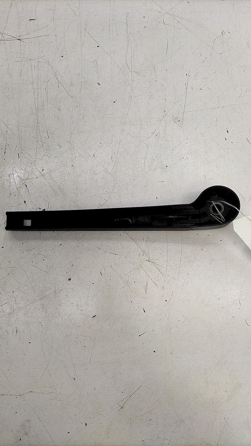Braccio tergicristallo posteriore VOLKSWAGEN GOLF 7 PHASE 2 Gasolina - 1