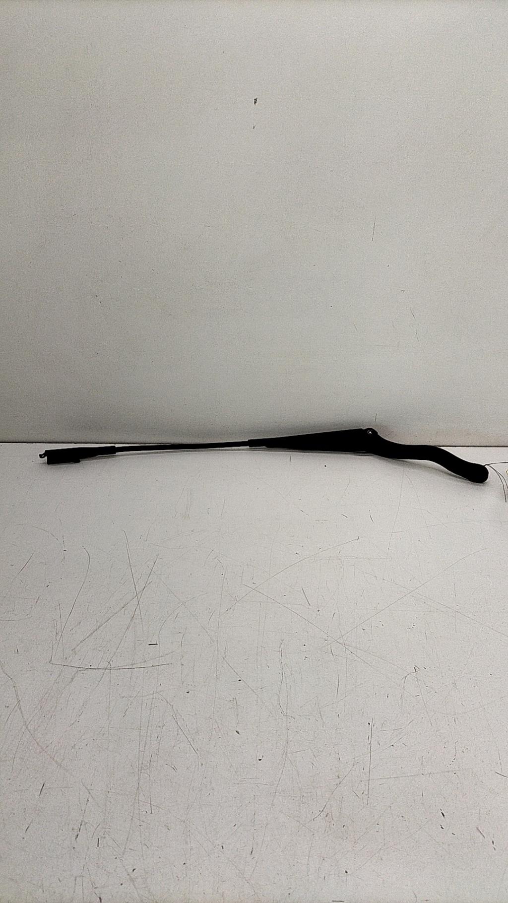 Braccio tergicristallo anteriore sinistro OPEL CORSA D PHASE 1 Diésel - 1