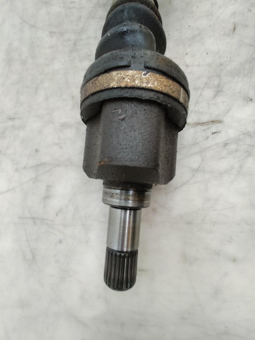 Giunto cardanico albero di trasmissione sinistro PEUGEOT 407 PHASE 1 BREAK Diésel - 1