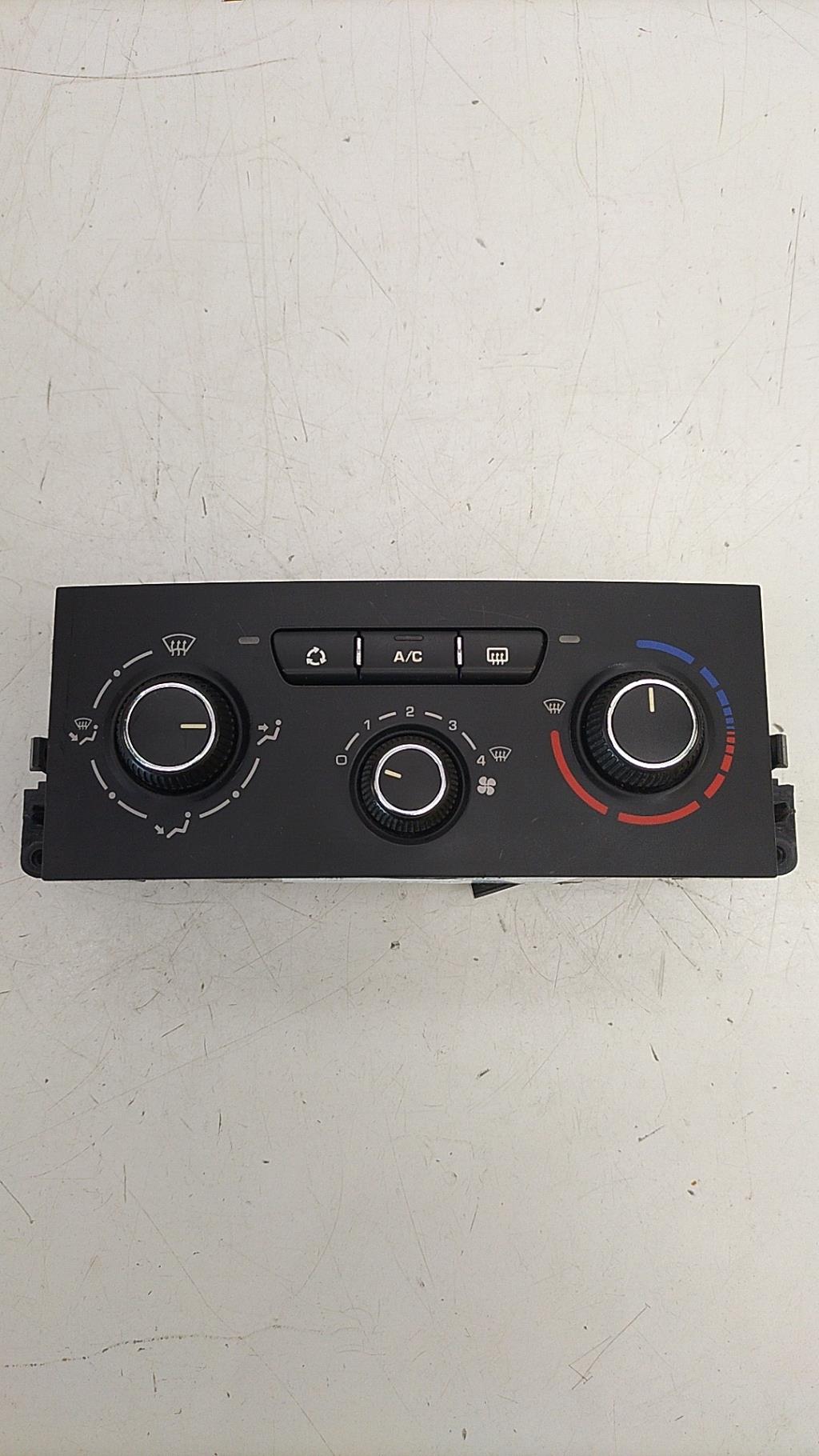 Commande chauffage PEUGEOT 207 PHASE 2 Diesel - 1