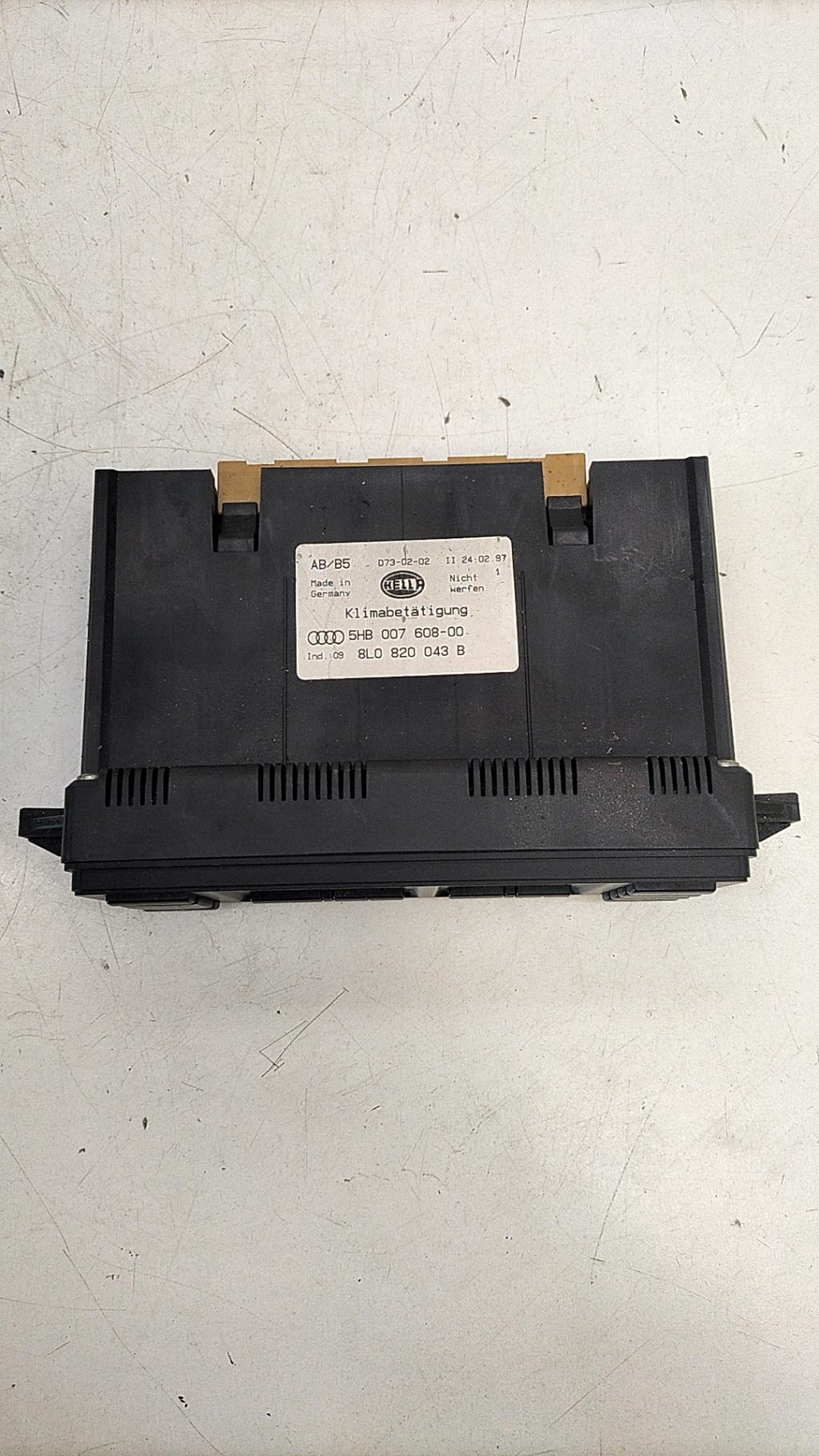 Commande chauffage AUDI A3 1 PHASE 1 Essence - 1