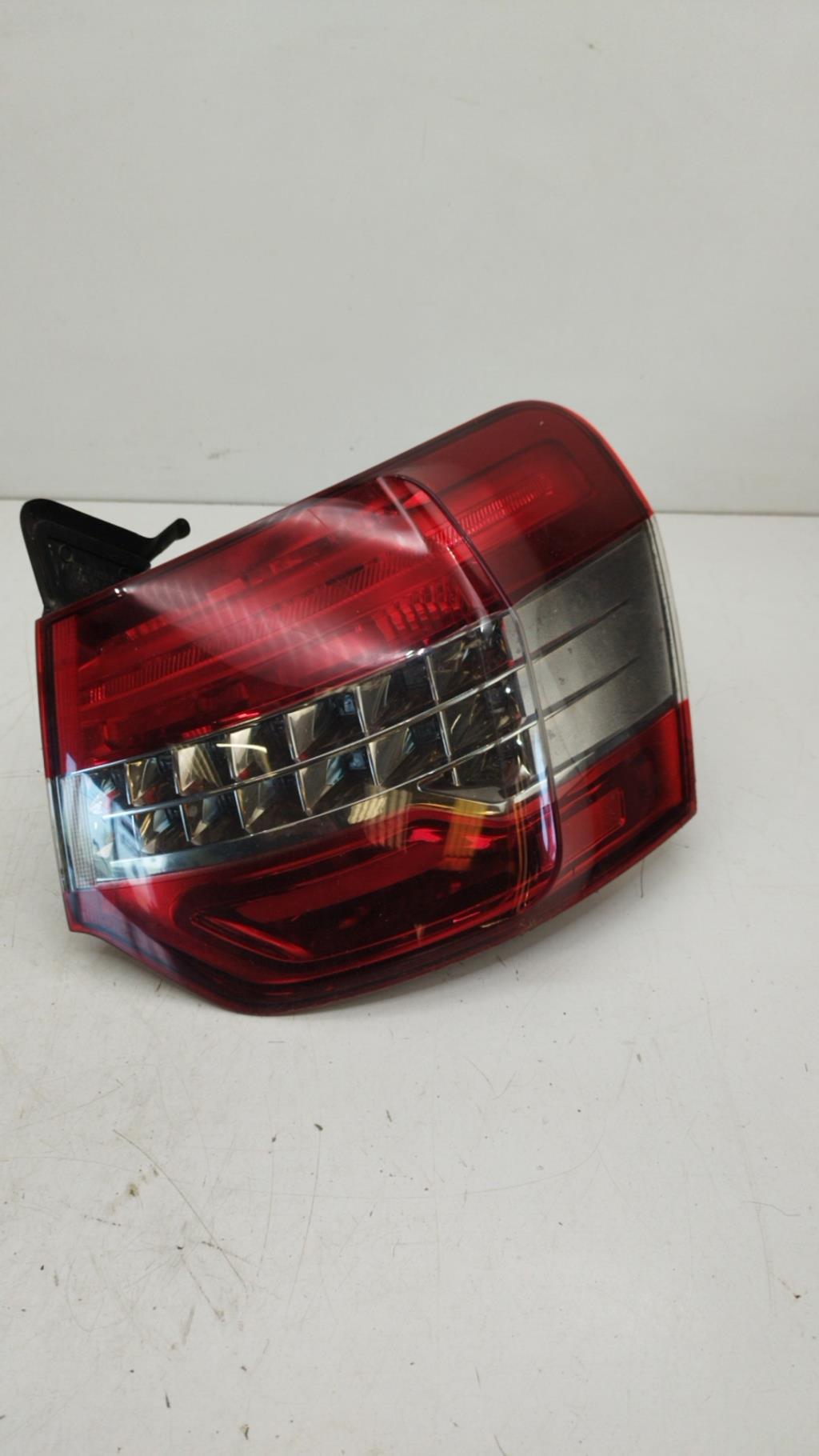 Fanale posteriore principale destro (luci) CITROEN C5 2 Diésel - 1