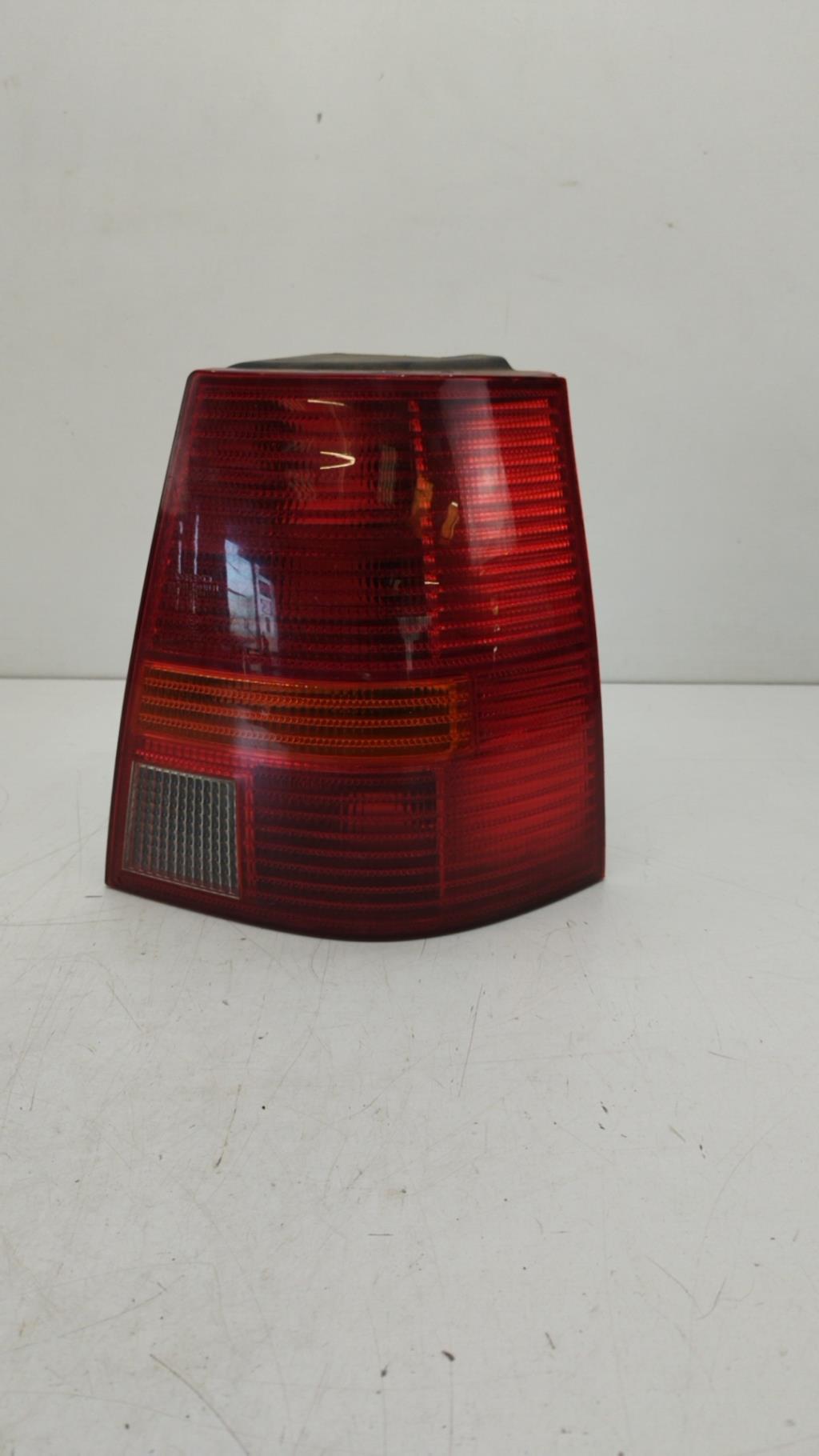 Fanale posteriore principale destro (luci) VOLKSWAGEN BORA Diésel - 1