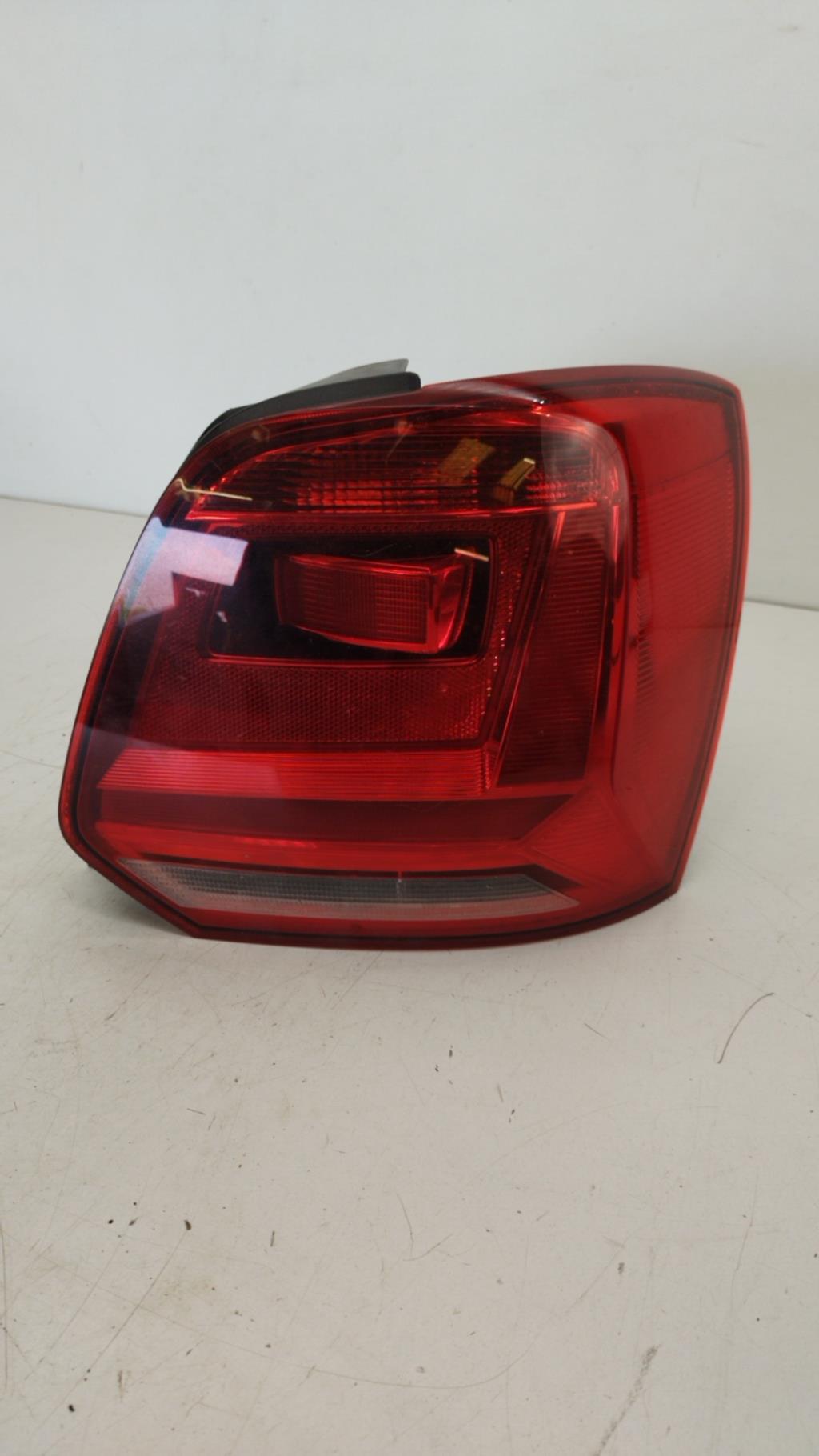 Fanale posteriore principale destro (luci) VOLKSWAGEN POLO 5 PHASE 2 Diésel - 1