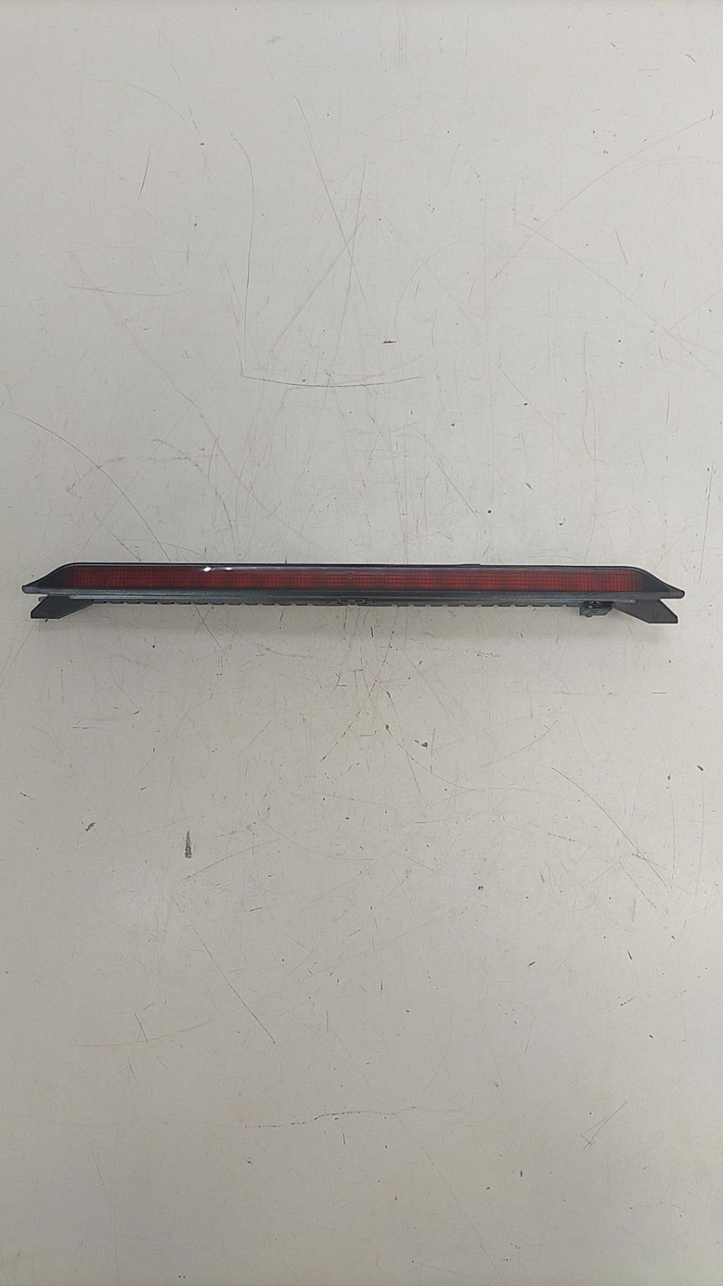 Luce stop centrale VOLKSWAGEN GOLF 4 Gasolina - 1