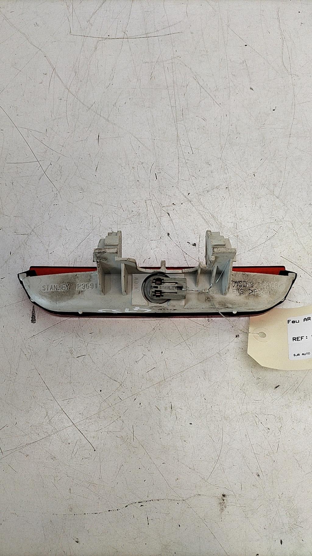 Feu arriere stop central MAZDA 3 2 PHASE 1 Diesel - 1