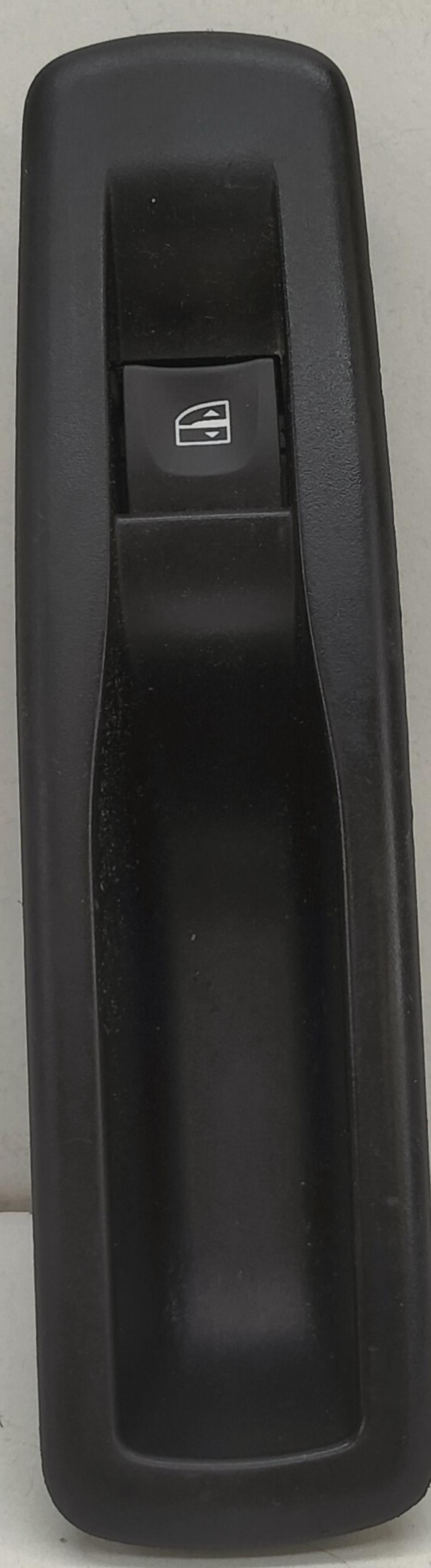 Interruttore lavacristalli posteriore sinistro RENAULT MEGANE 3 PHASE 1 Diésel - 1