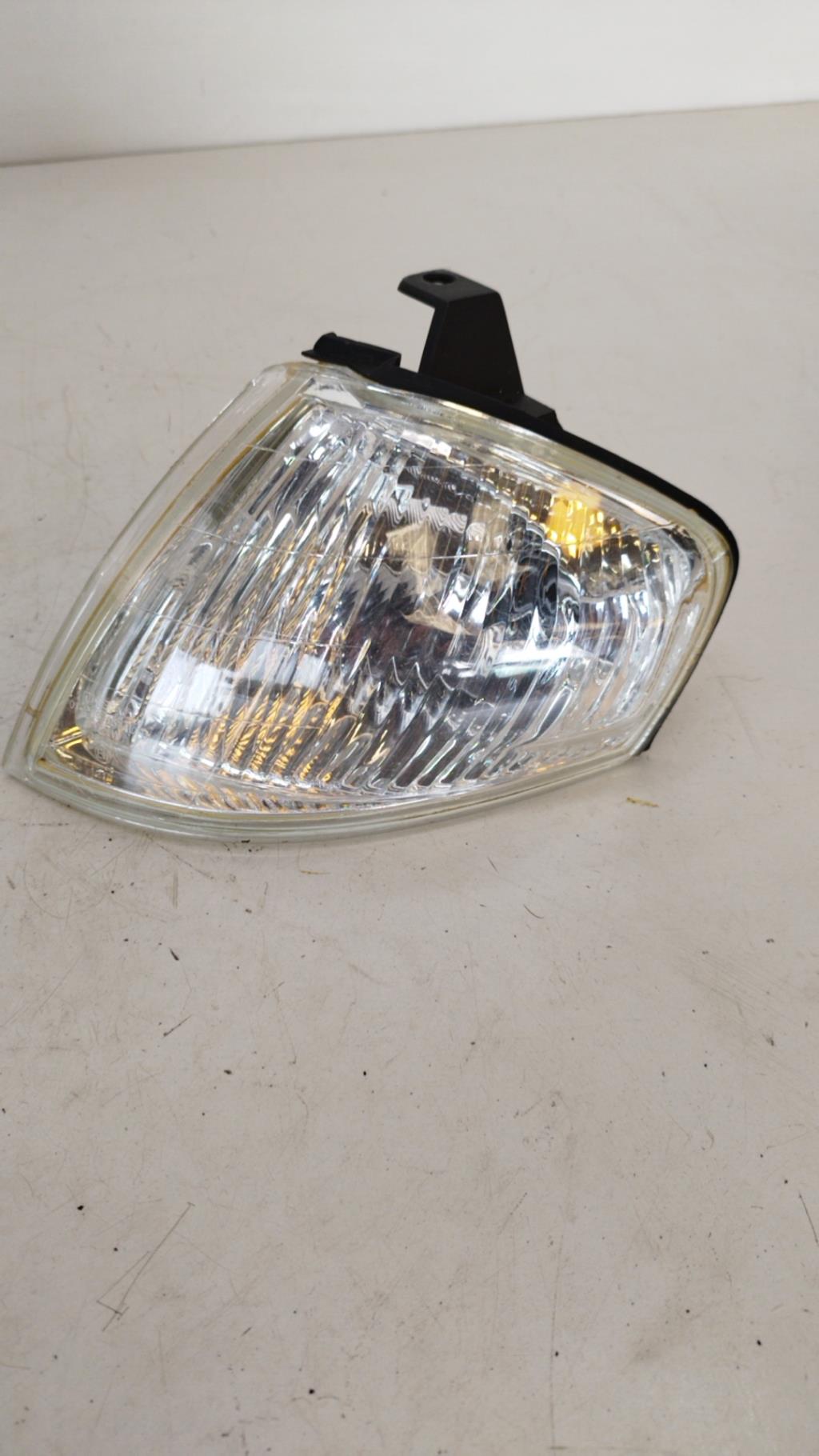 Gruppo ottico anteriore secondario sinistro (luci)(freccia) MAZDA 323 6 Gasolina - 1