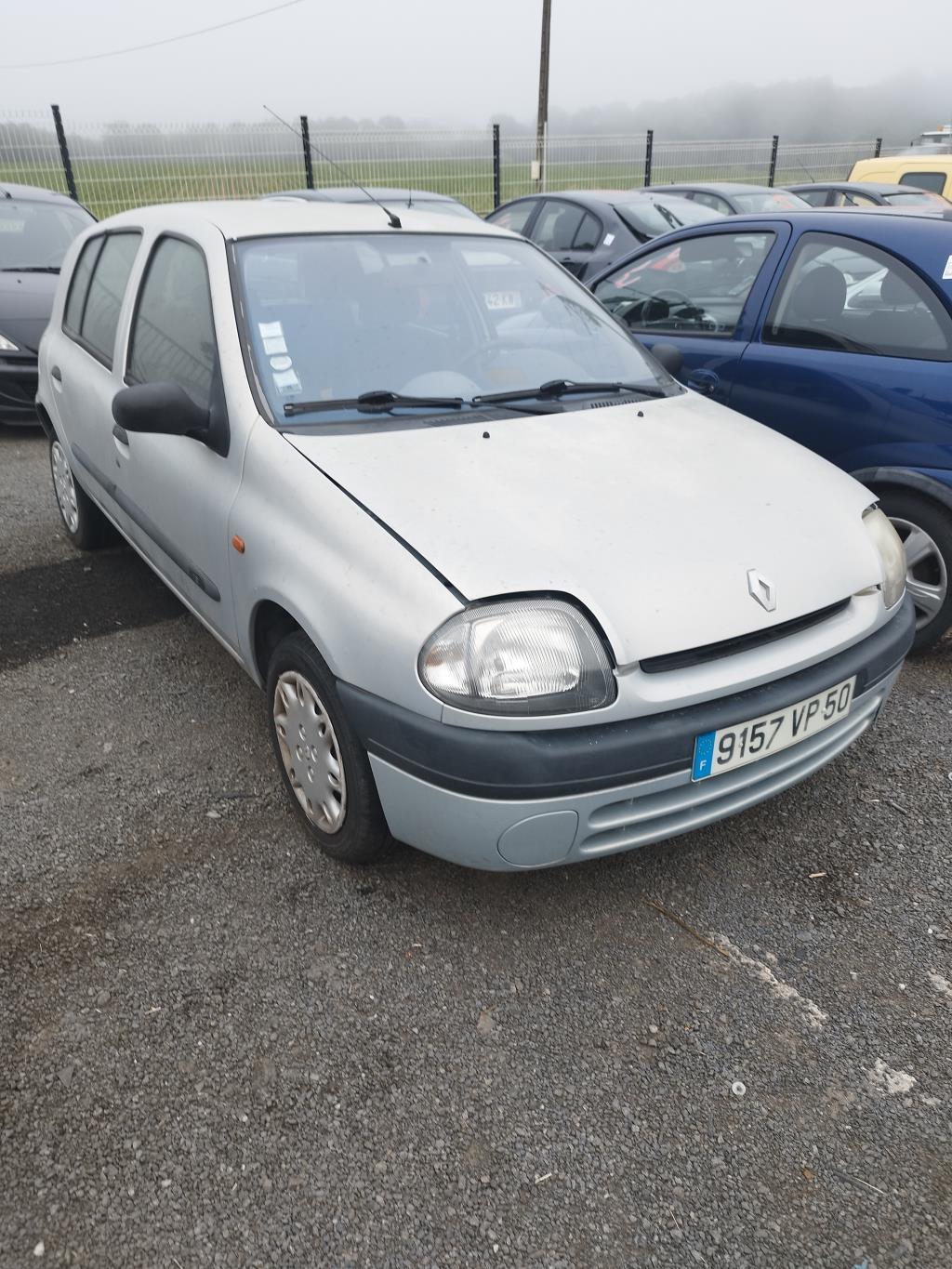 Boitier papillon RENAULT CLIO 2 PHASE 1 Essence - 1