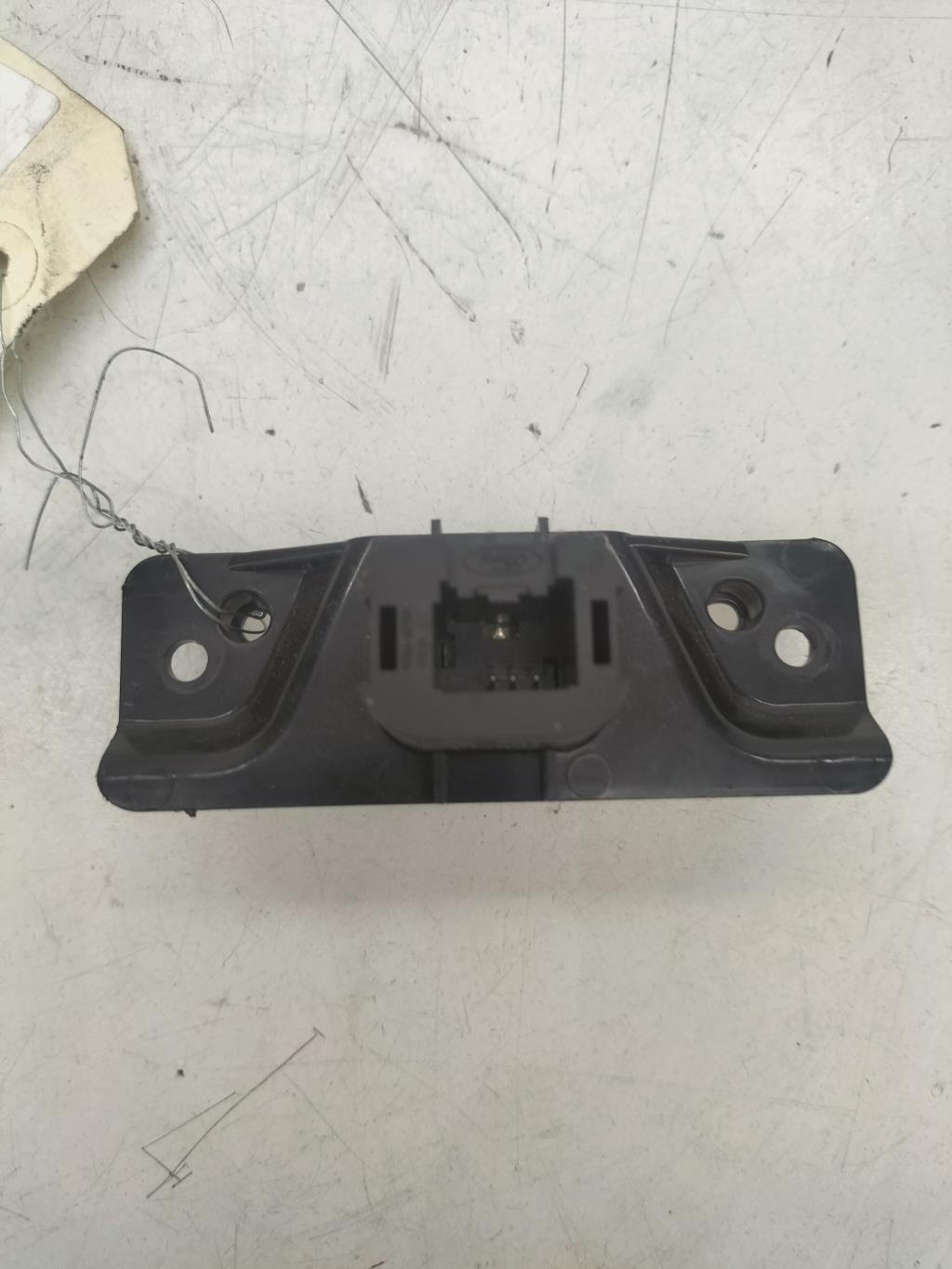 Bouton de warning FORD FUSION PHASE 2 Diesel - 1