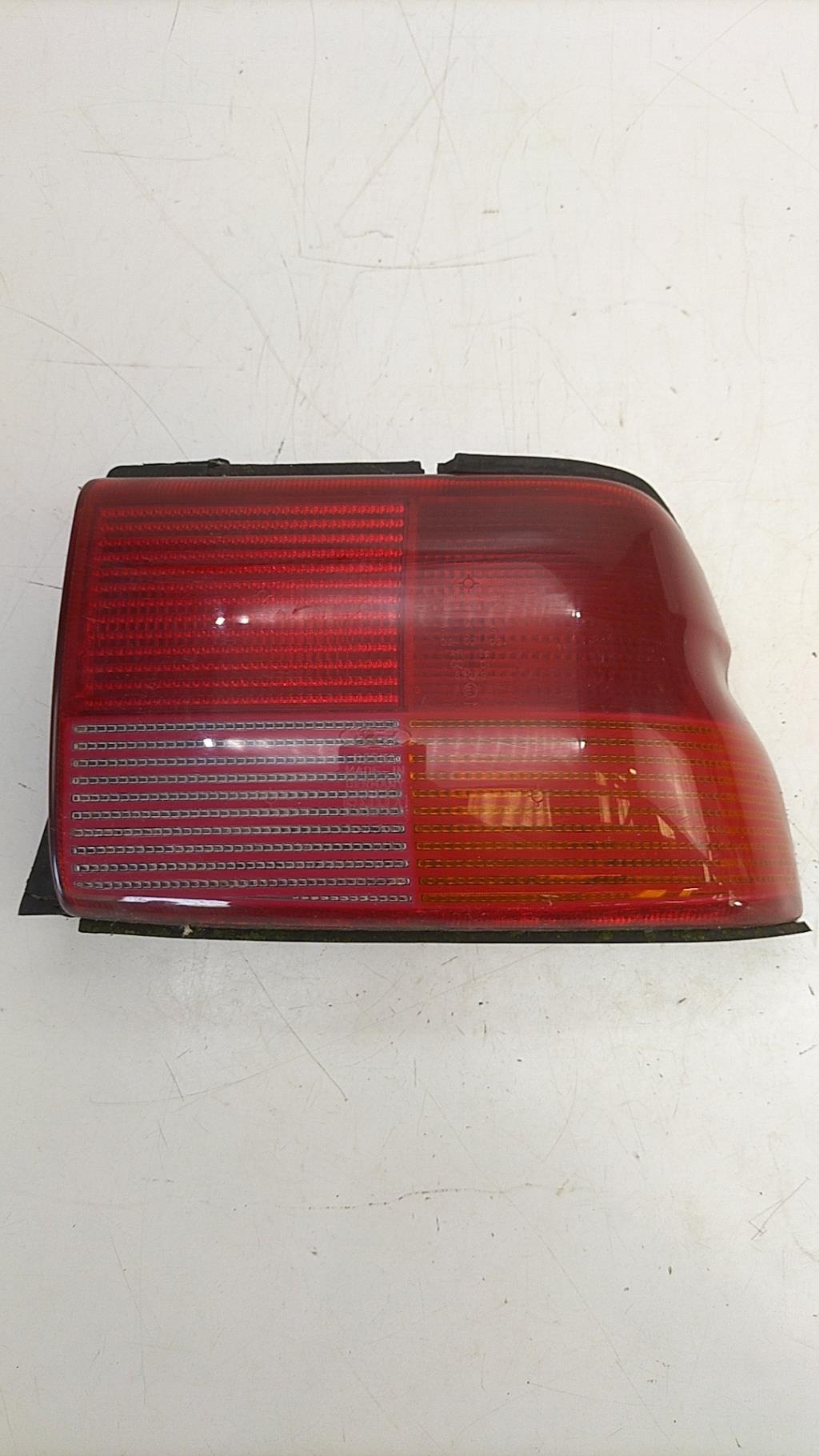 Fanale posteriore principale destro (luci) FORD ESCORT 6 Diésel - 1