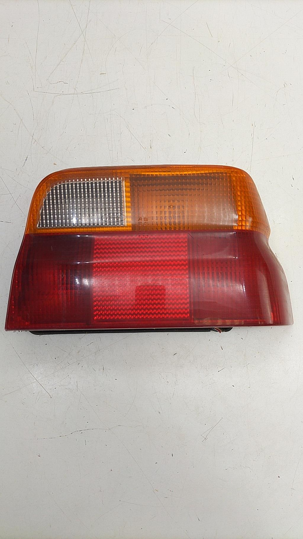Fanale posteriore principale destro (luci) FORD ORION 1 PHASE 1 Diésel - 1