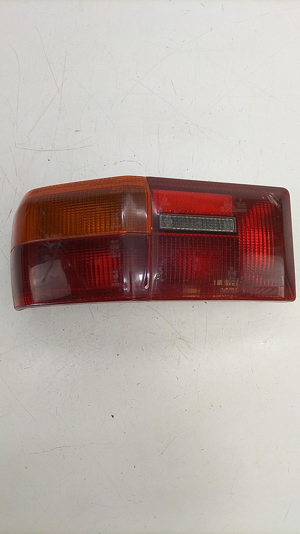Feu arriere principal gauche (feux) ROVER MAESTRO Essence - 1