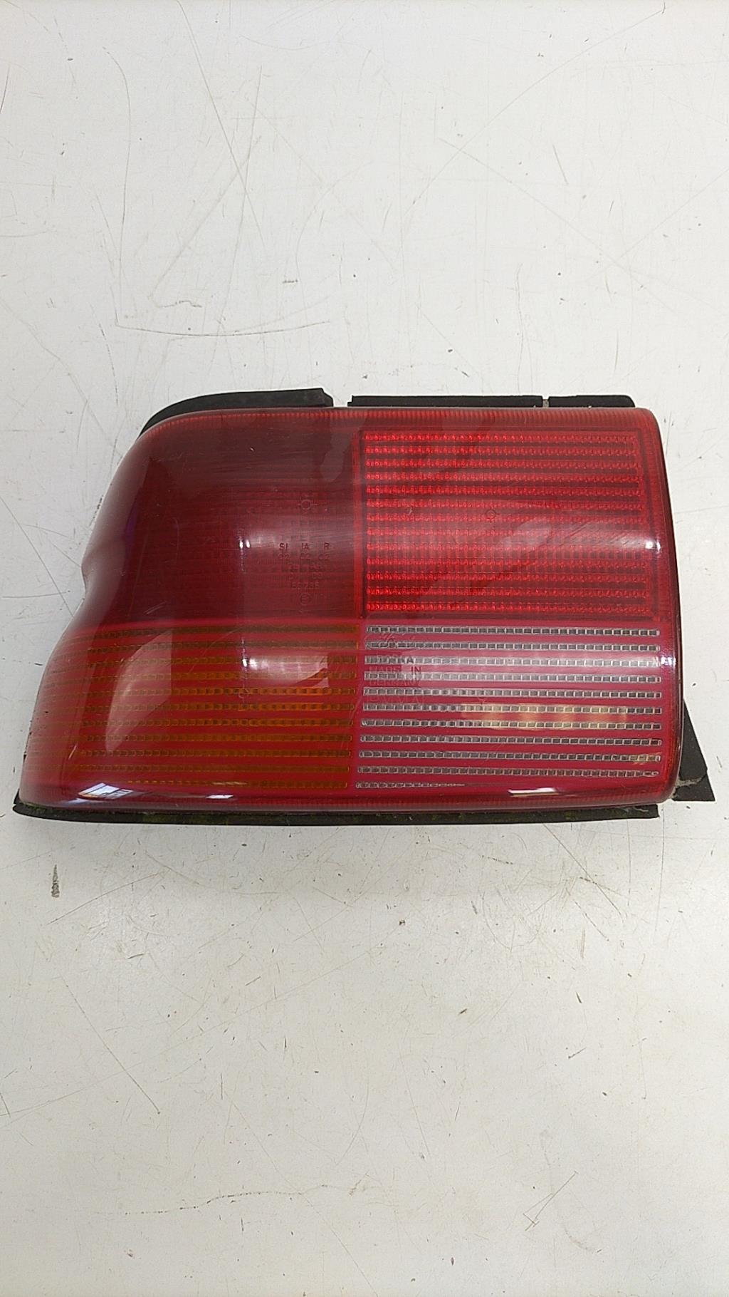 Fanale posteriore principale sinistro (luci) FORD ESCORT 6 Diésel - 1