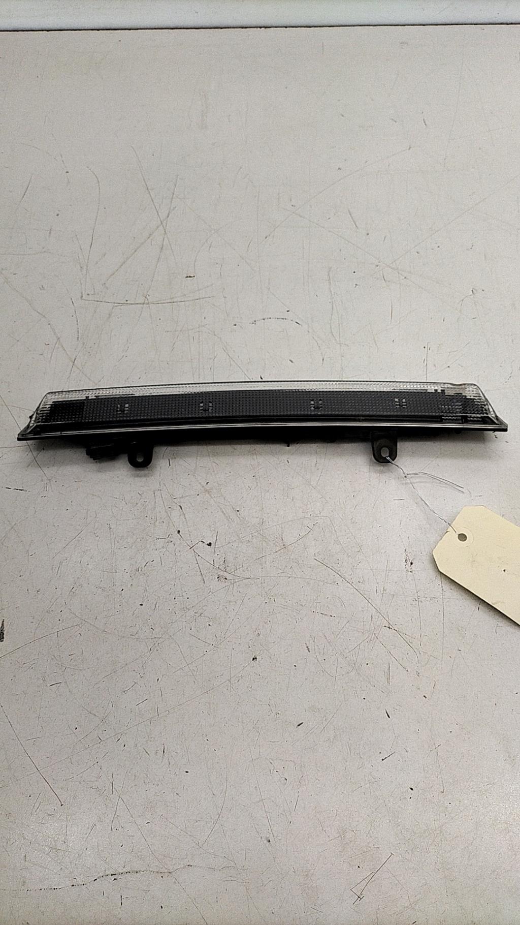 Feu arriere stop central CITROEN DS5 PHASE 1 Diesel - 1