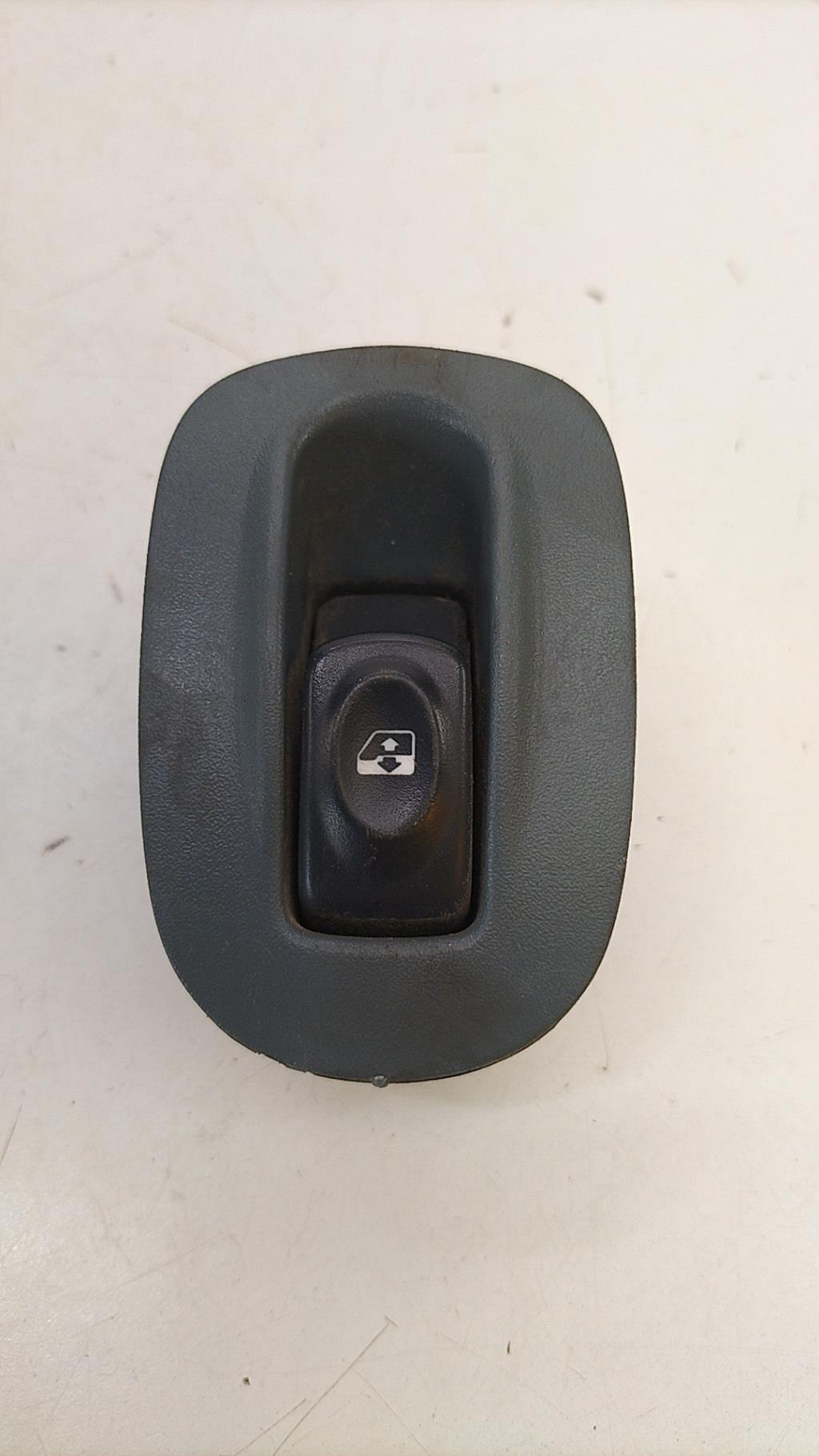 Interruttore lavacristalli anteriore destro RENAULT SCENIC 1 PHASE 1 Diésel - 1