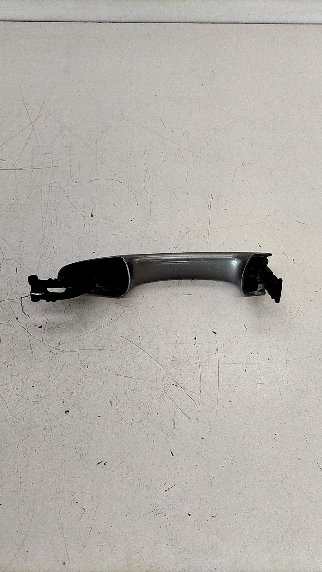 Maniglia portiera posteriore sinistra VOLKSWAGEN GOLF SPORTSVAN PHASE 2 Gasolina - 1