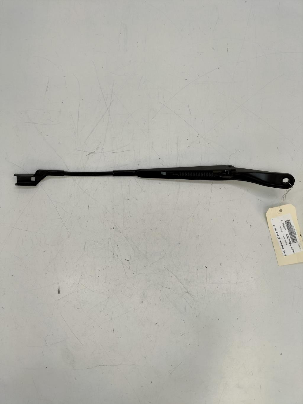Braccio tergicristallo anteriore sinistro PEUGEOT 2008 2 Diésel - 1