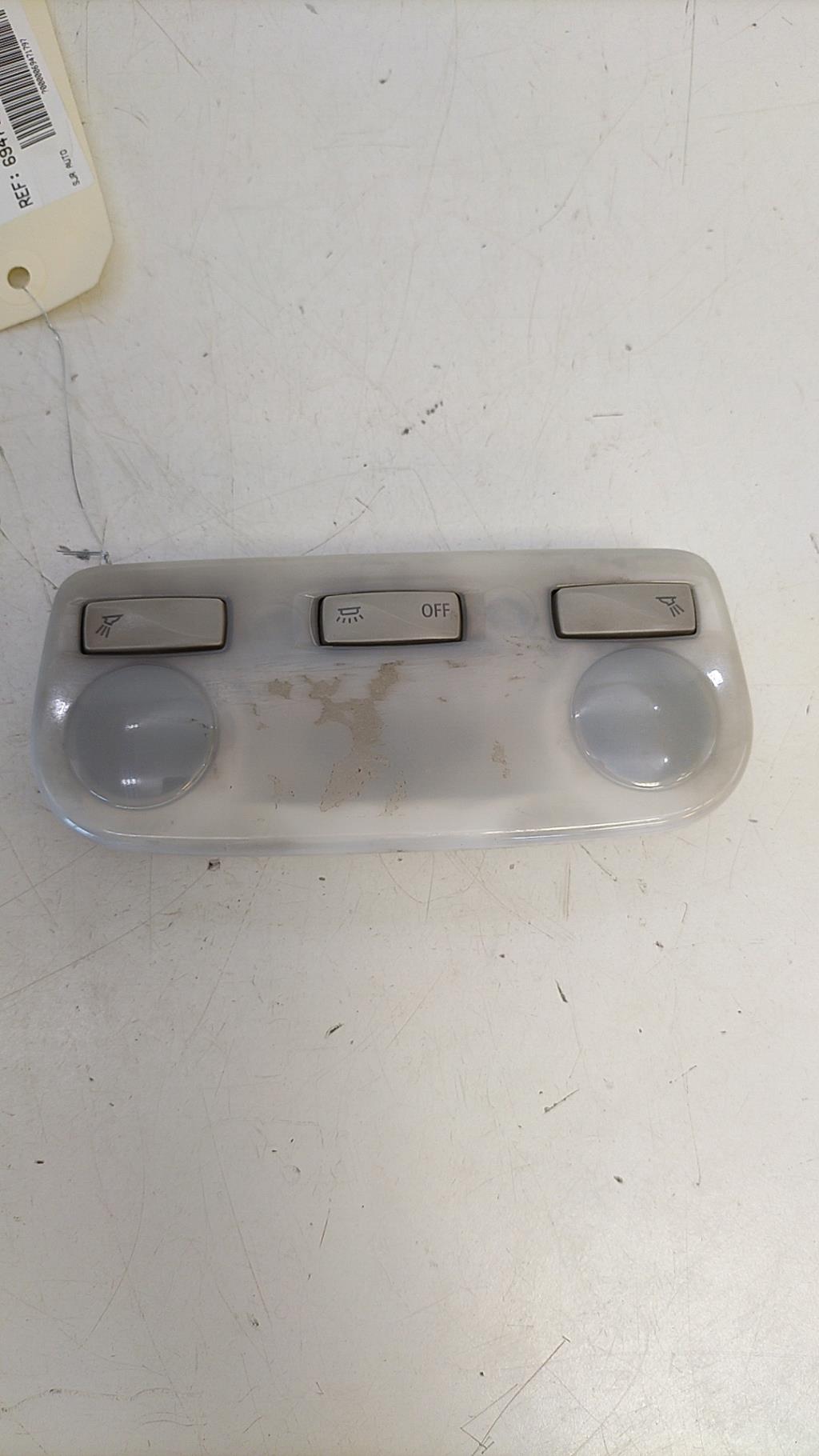 Eclairage de plafonnier RENAULT MEGANE 3 PHASE 1 BREAK Diesel - 1